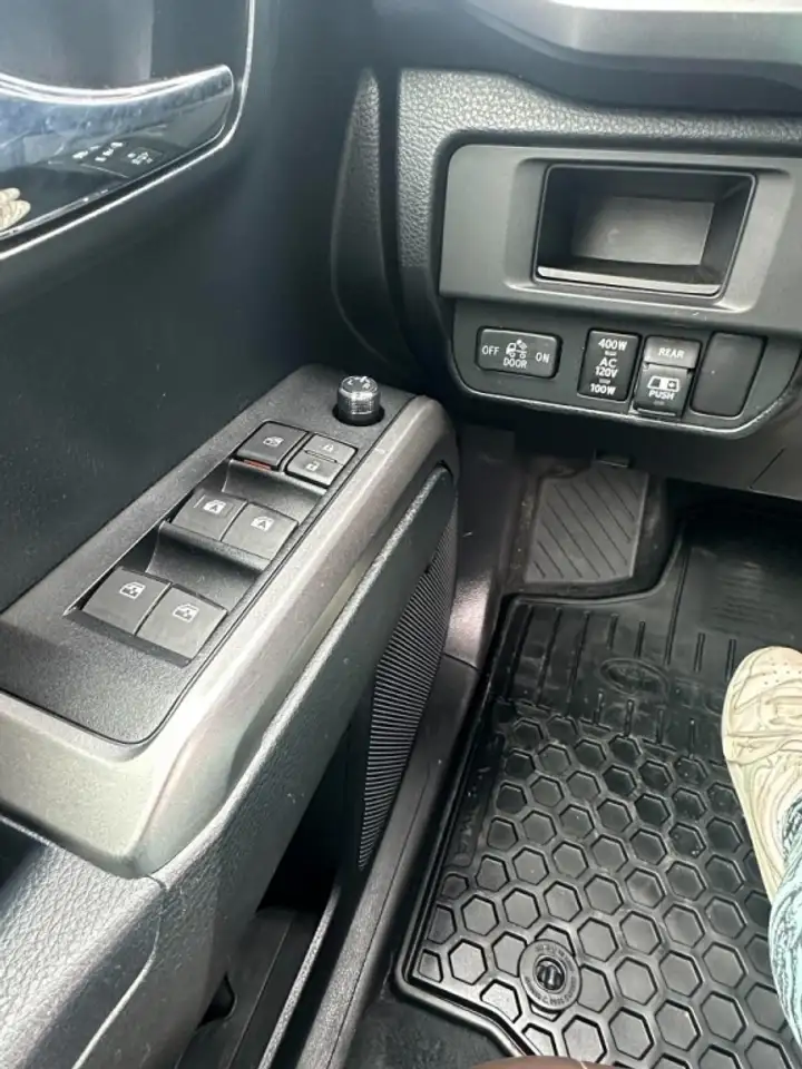 Toyota Tacoma снимка Toyota Tacoma
