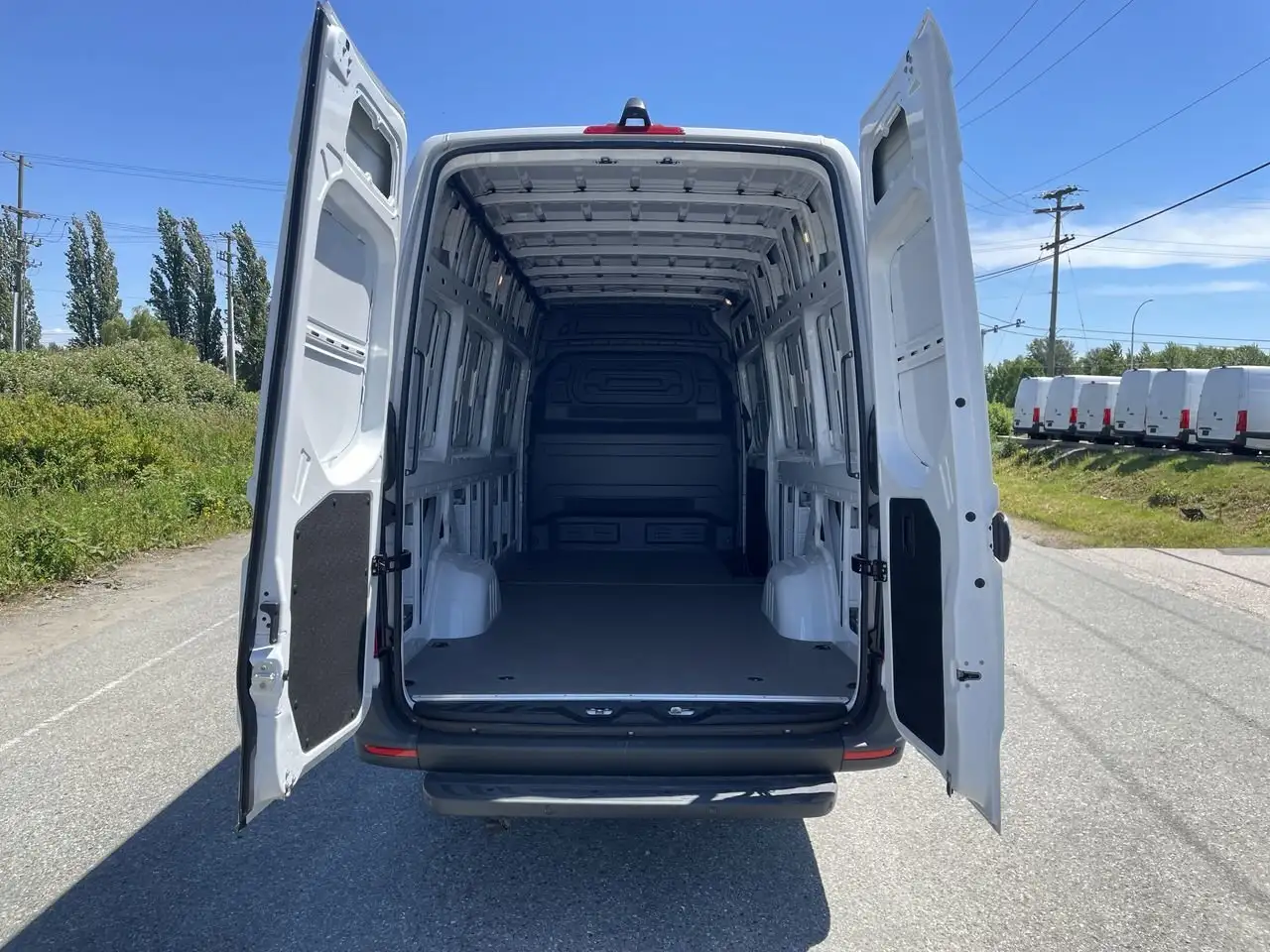 Mercedes-Benz eSprinter photo Mercedes-Benz eSprinter