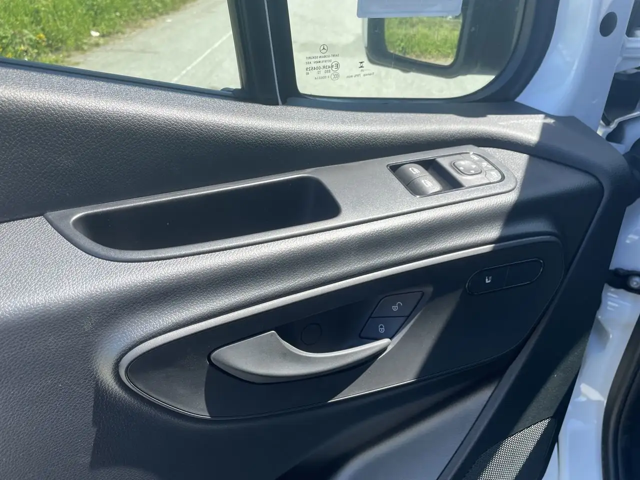 Mercedes-Benz eSprinter photo Mercedes-Benz eSprinter