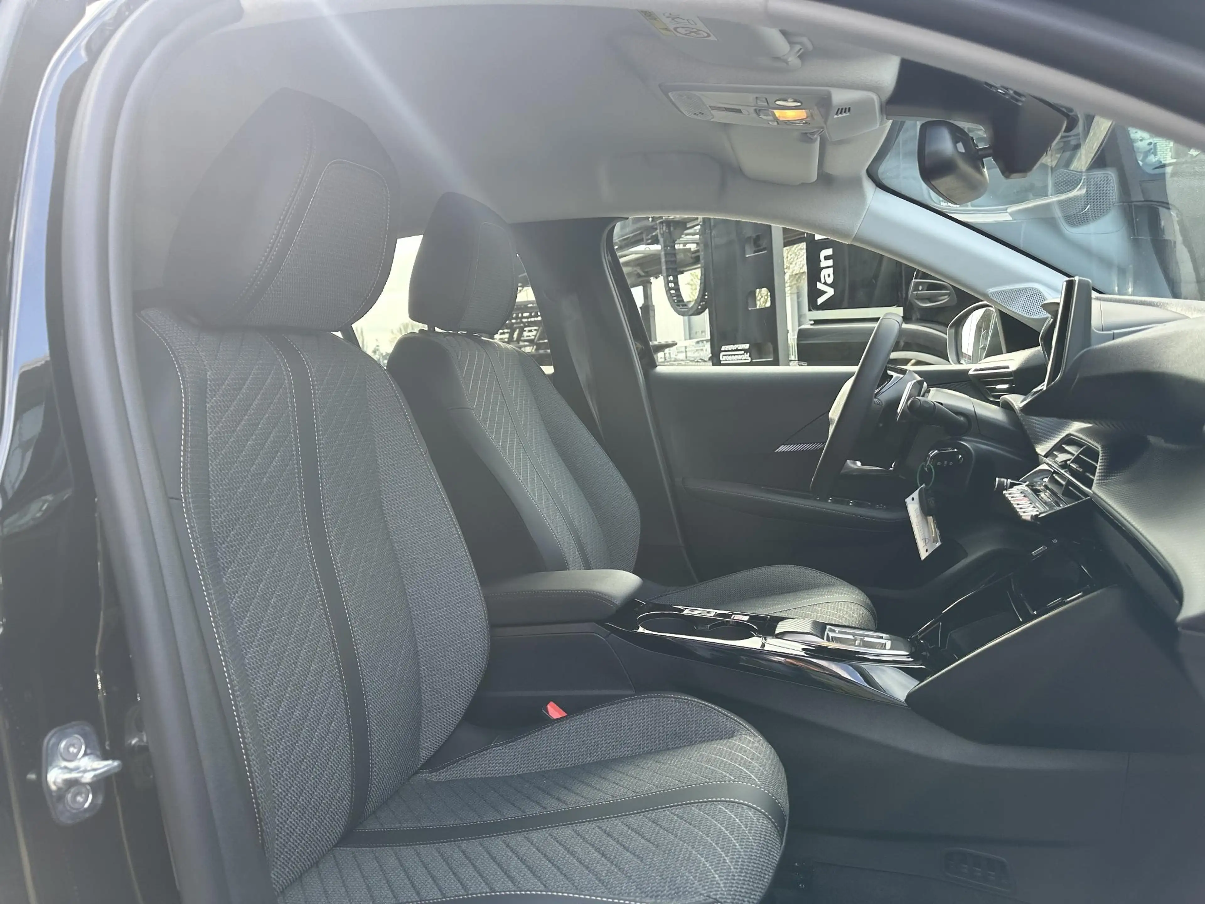Peugeot e-208 EV Style 50 kWh Navigatie | Apple Carplay/Android — photo 10