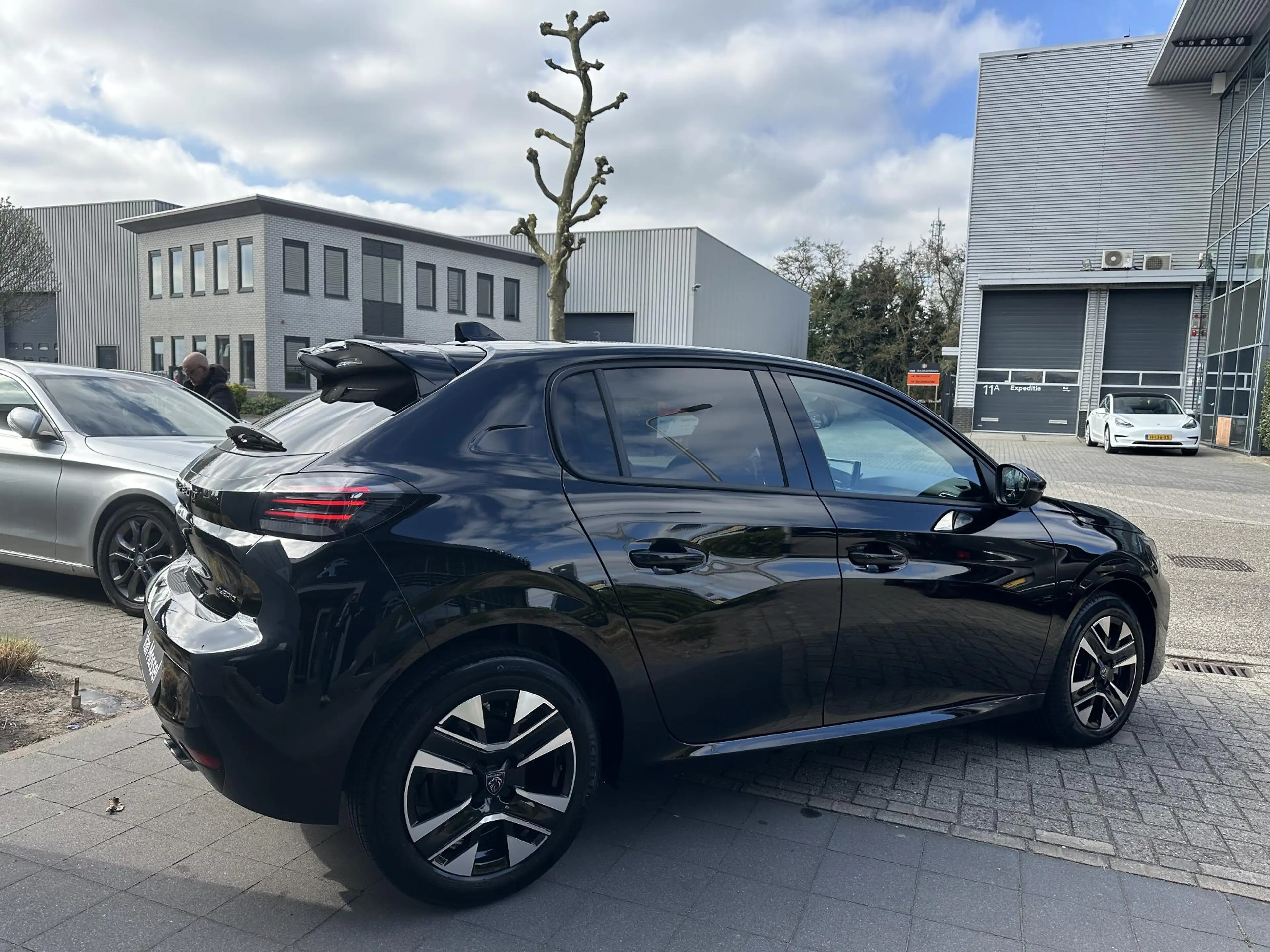Peugeot e-208 EV Style 50 kWh Navigatie | Apple Carplay/Android — photo 6