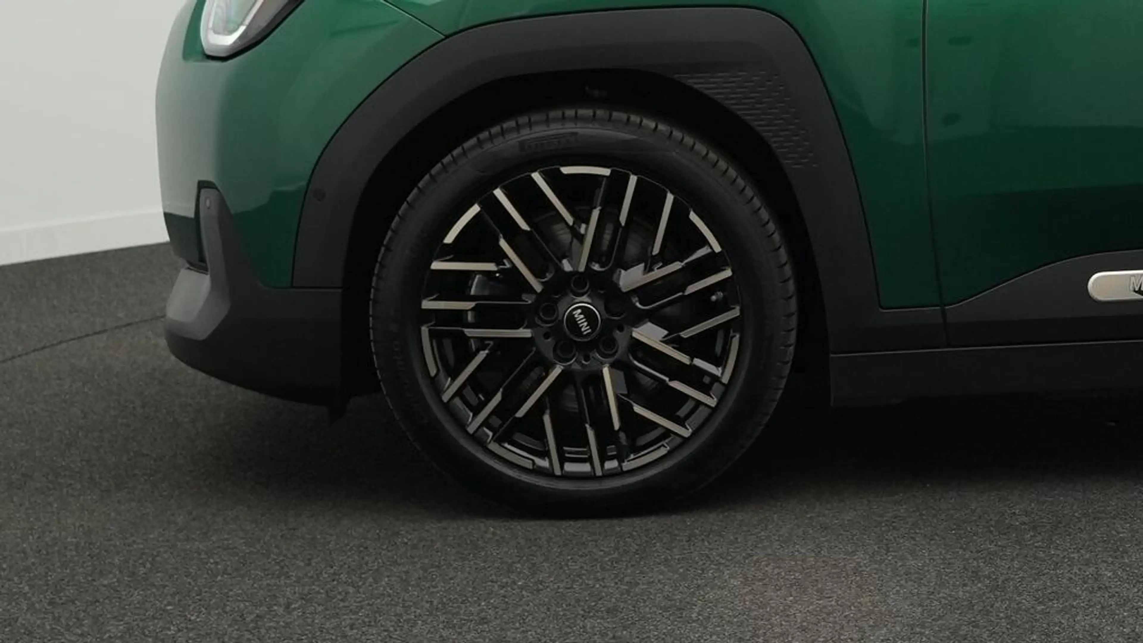 MINI Aceman Favoured Trim — photo 10