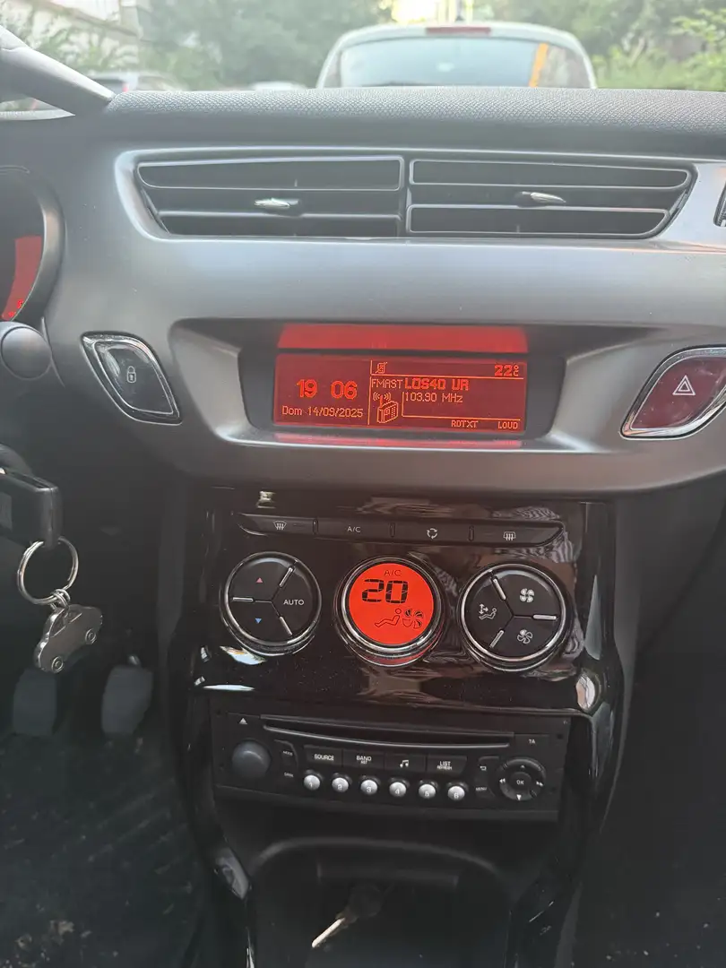 Citroen C3 1.6 VTi Exclusive - 2