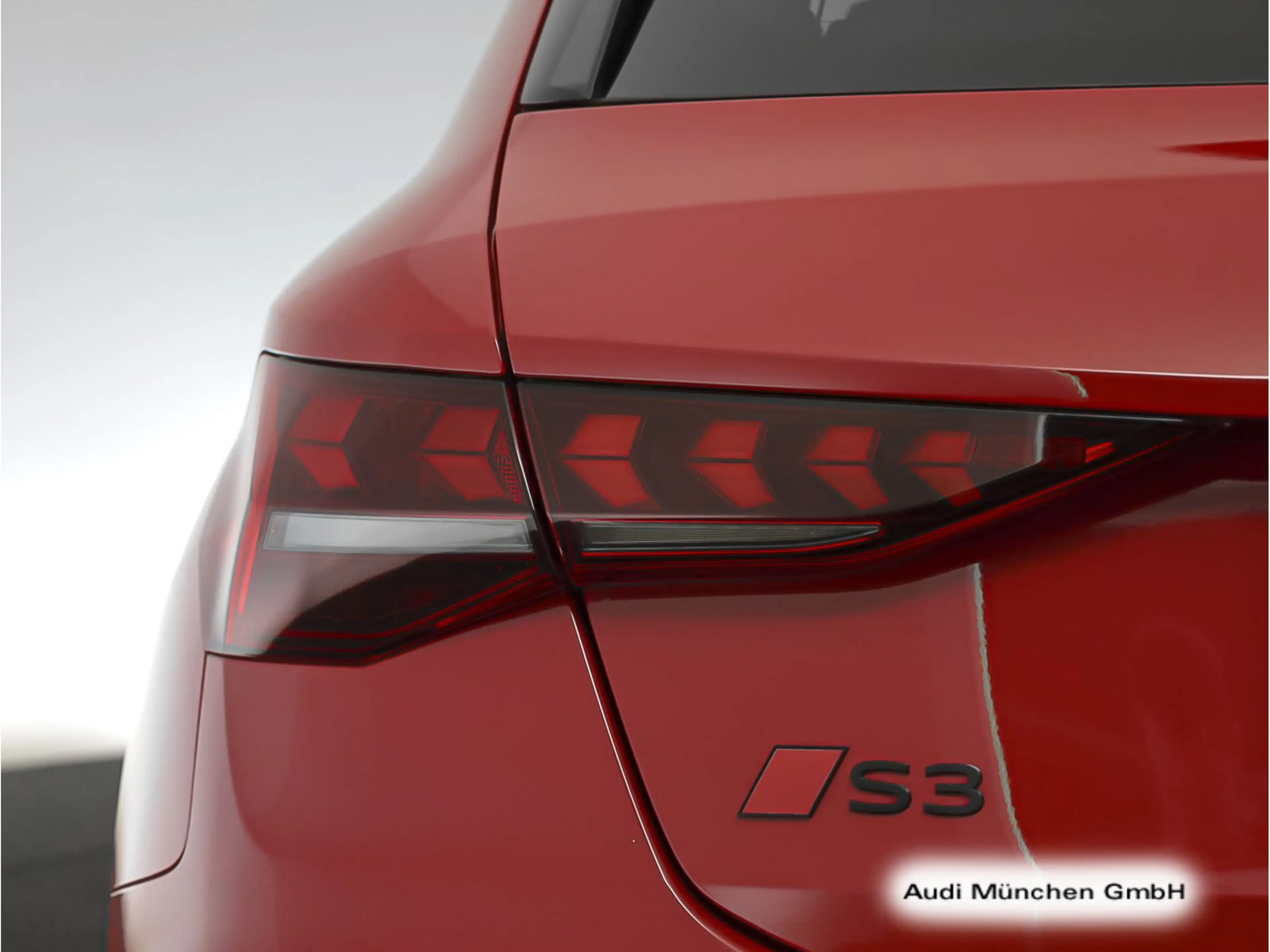 Audi S3 TFSI S tronic Matrix/Navi+ — photo 11