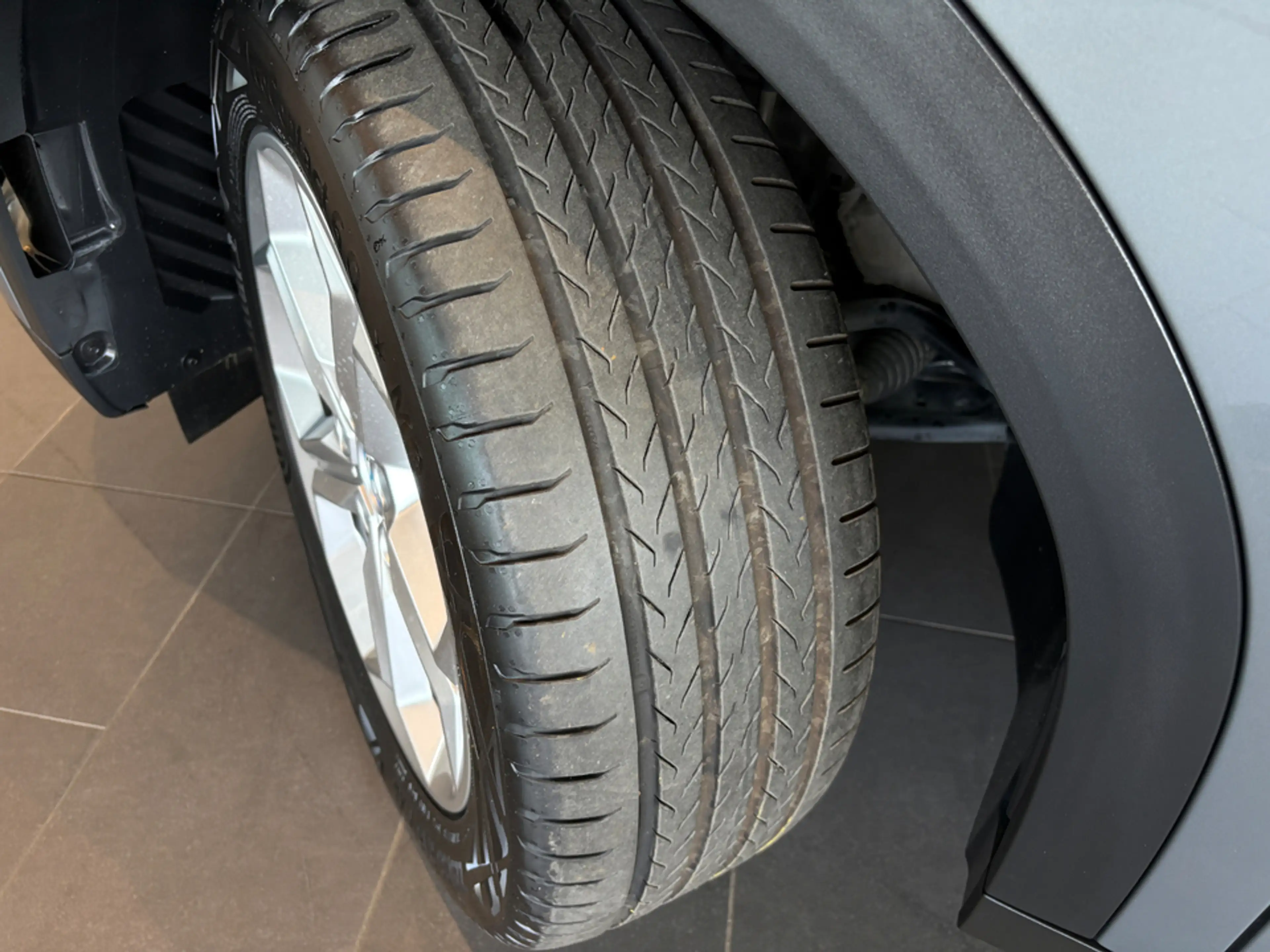 BMW iX2 ix2 xDrive30 Navi Tempom.aktiv Bluetooth PDC HeadU — photo 4