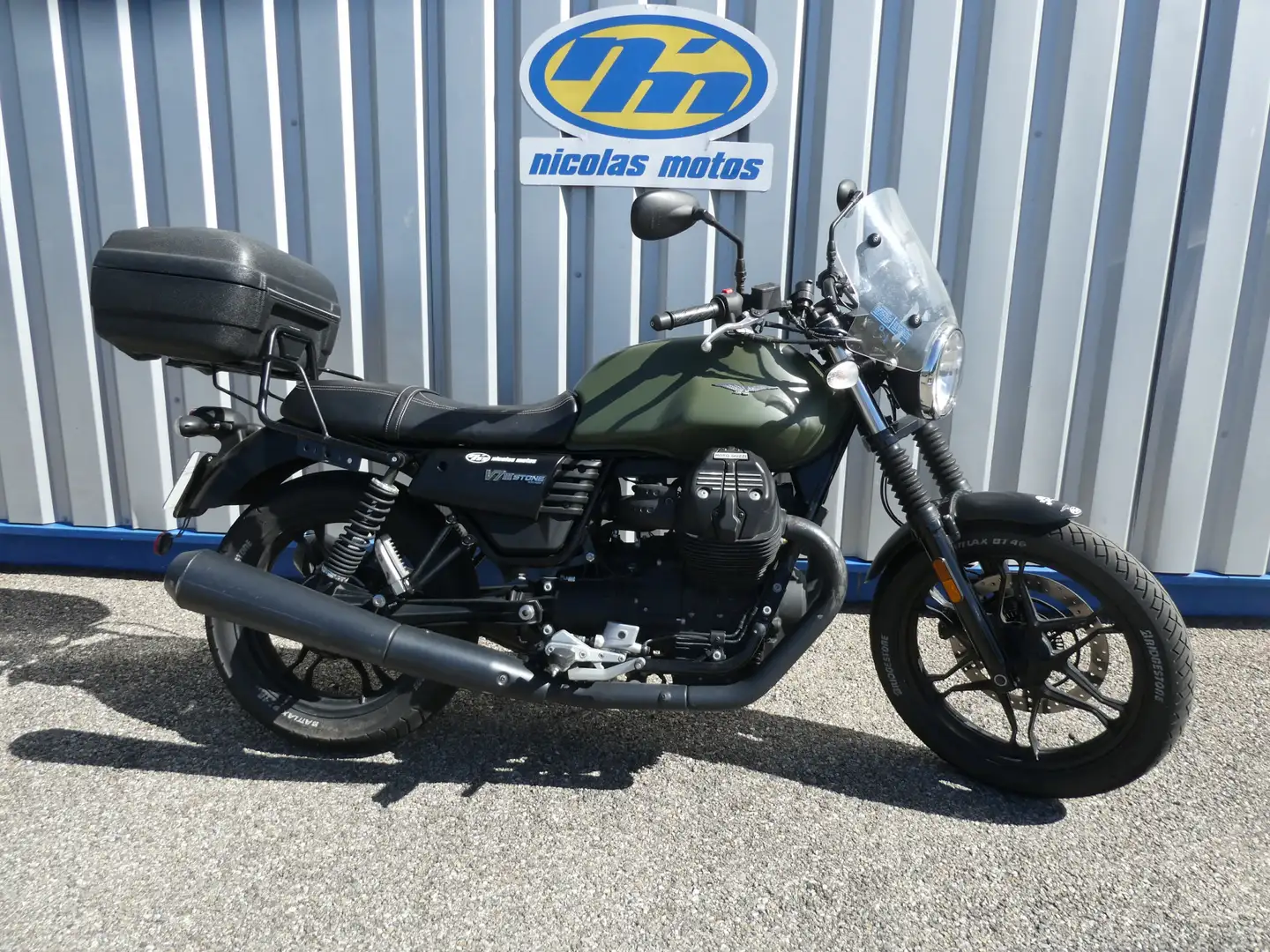 Moto Guzzi V 7 Vert - 1