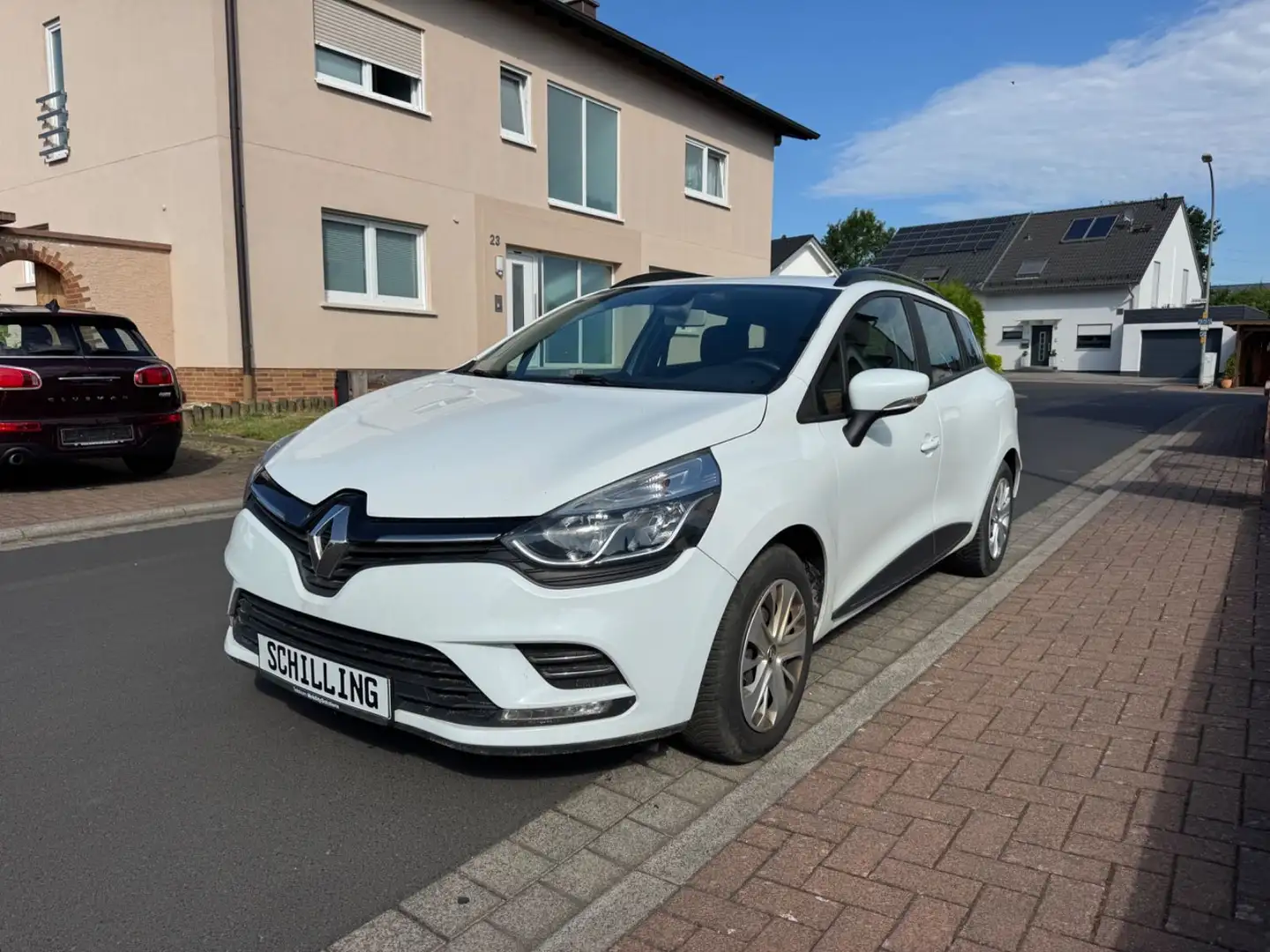 Renault Clio IV Grandtour 1Hand+NAVI+PDC+Tempomat Weiß - 1