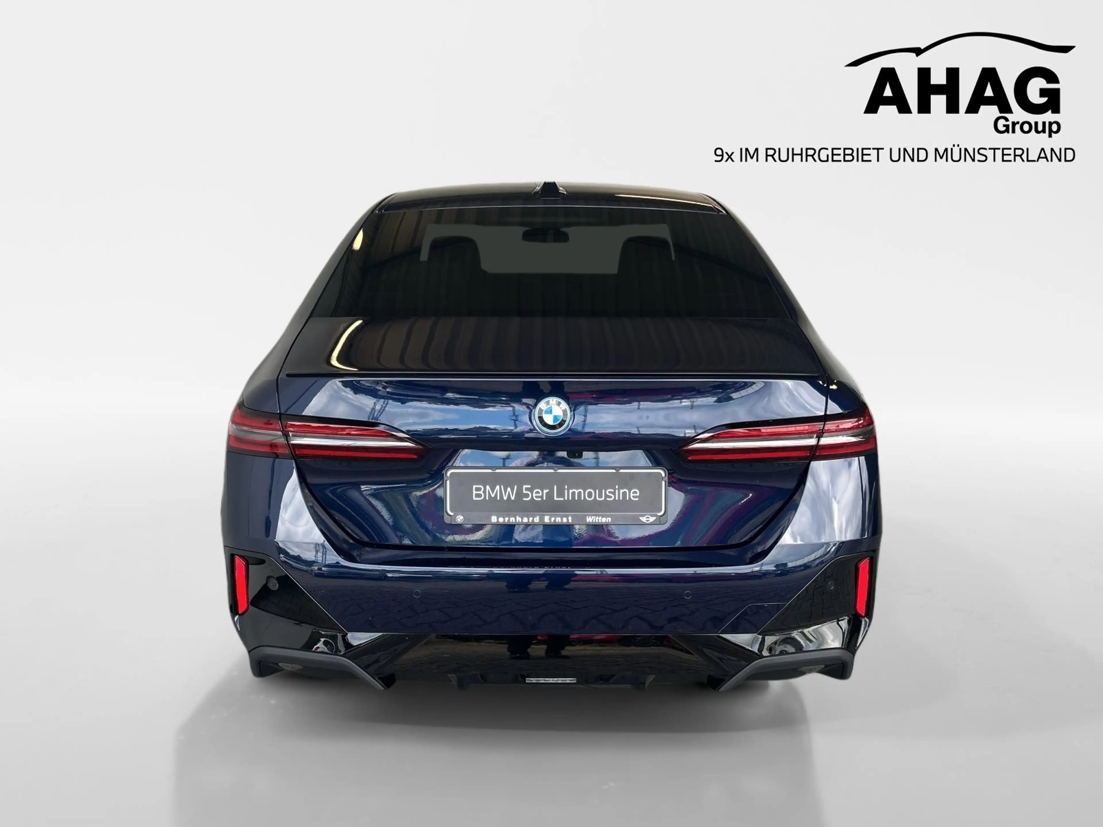 BMW 550 e xDrive Limousine — photo 5