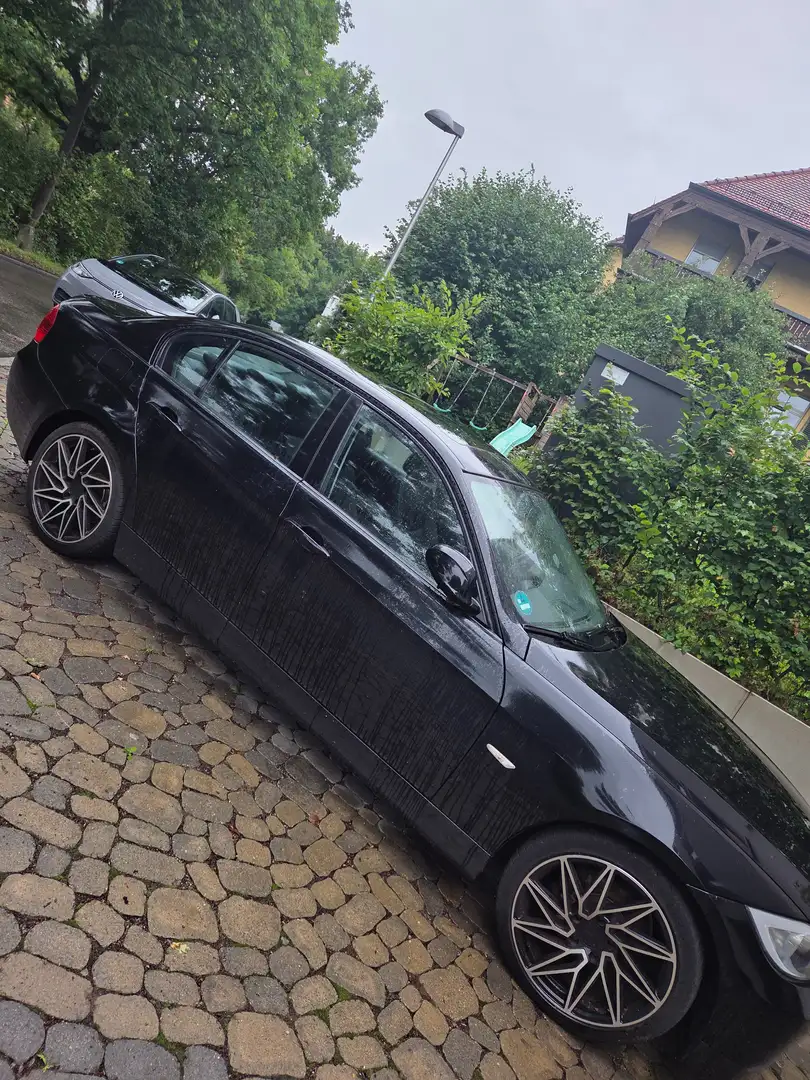 BMW 320 320i Aut. Fekete - 2