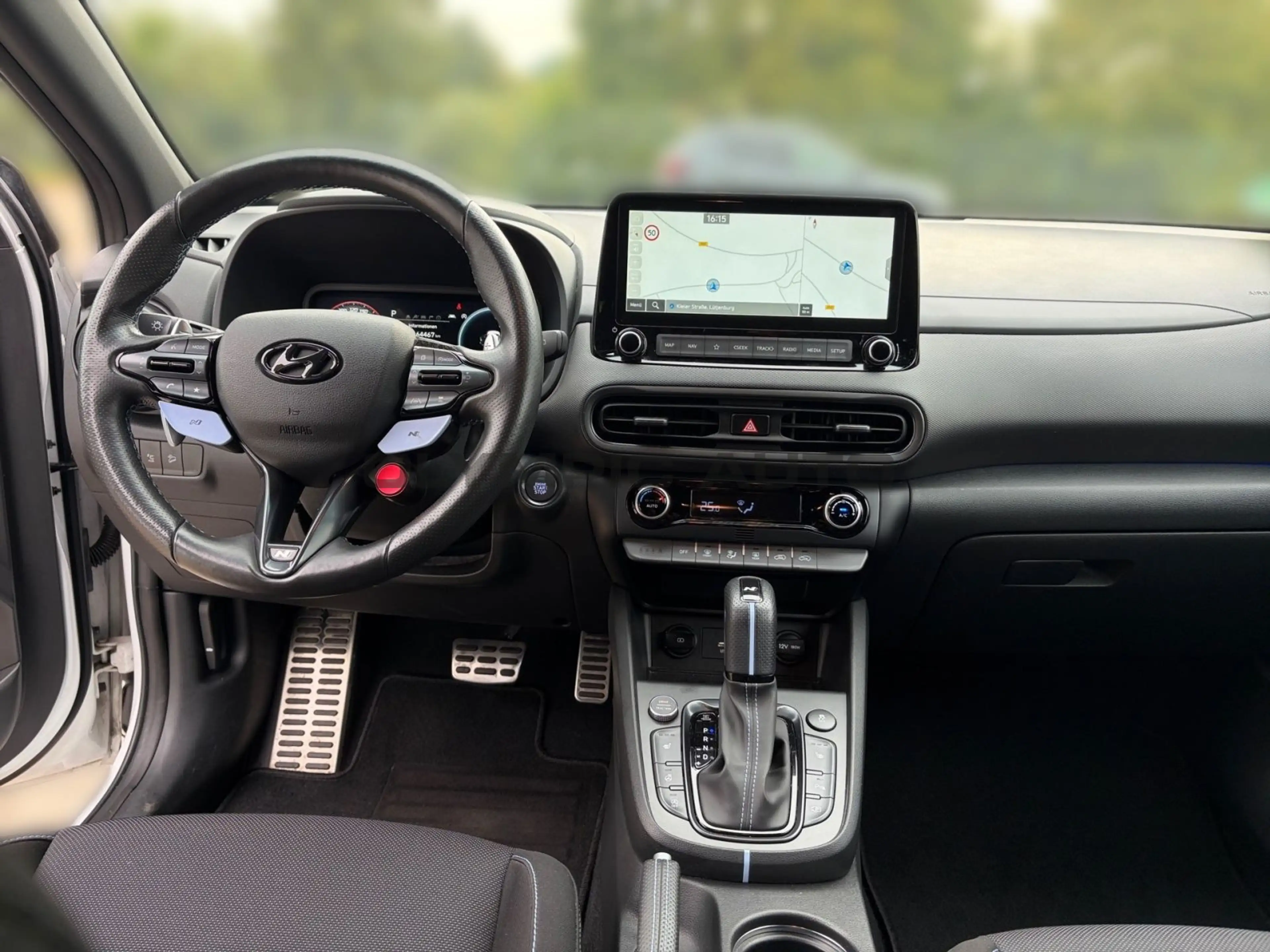 Hyundai KONA 2.0 T-GDI N Performance NAVI SHZ PDC — photo 10