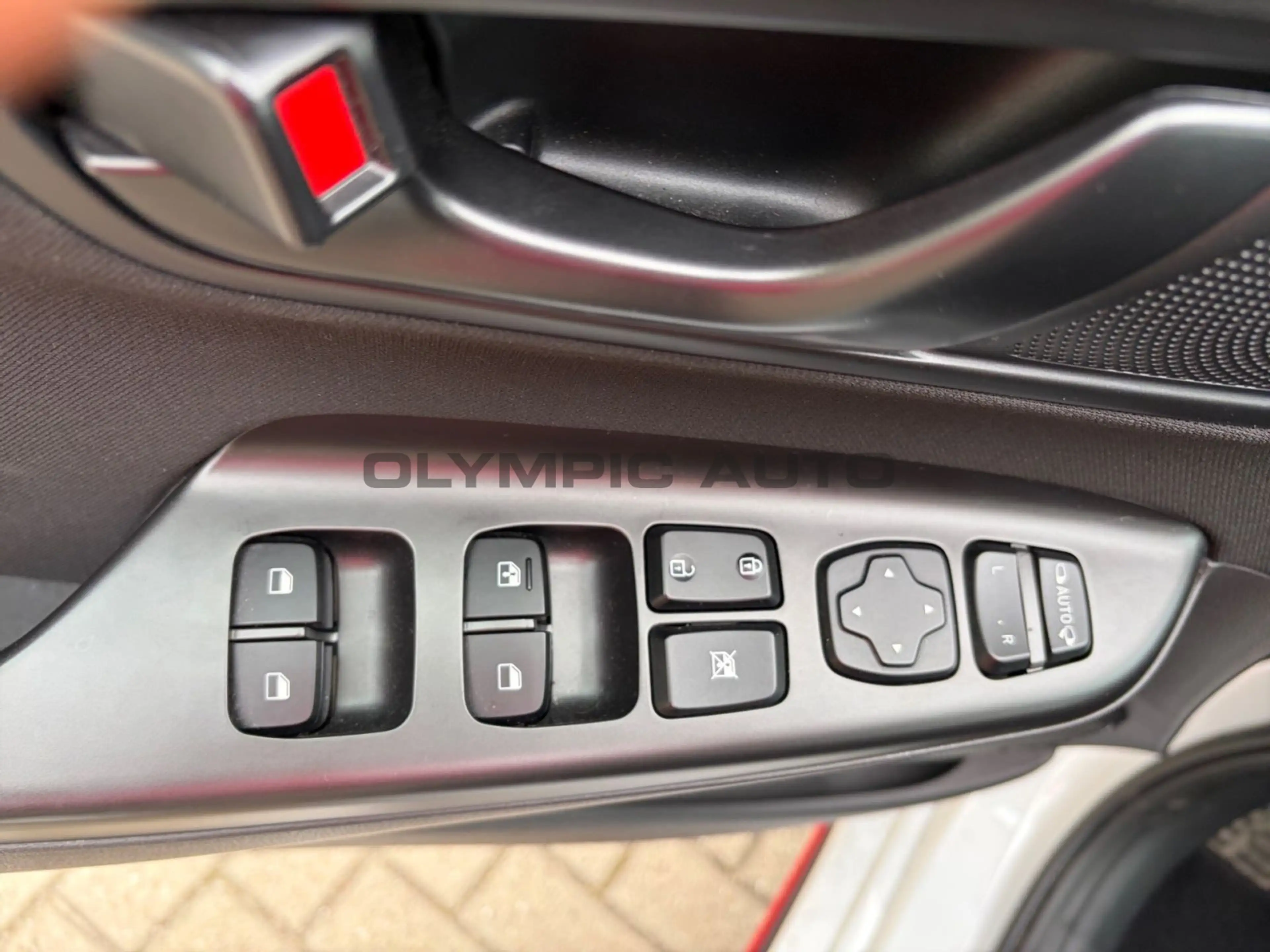 Hyundai KONA 2.0 T-GDI N Performance NAVI SHZ PDC — photo 13