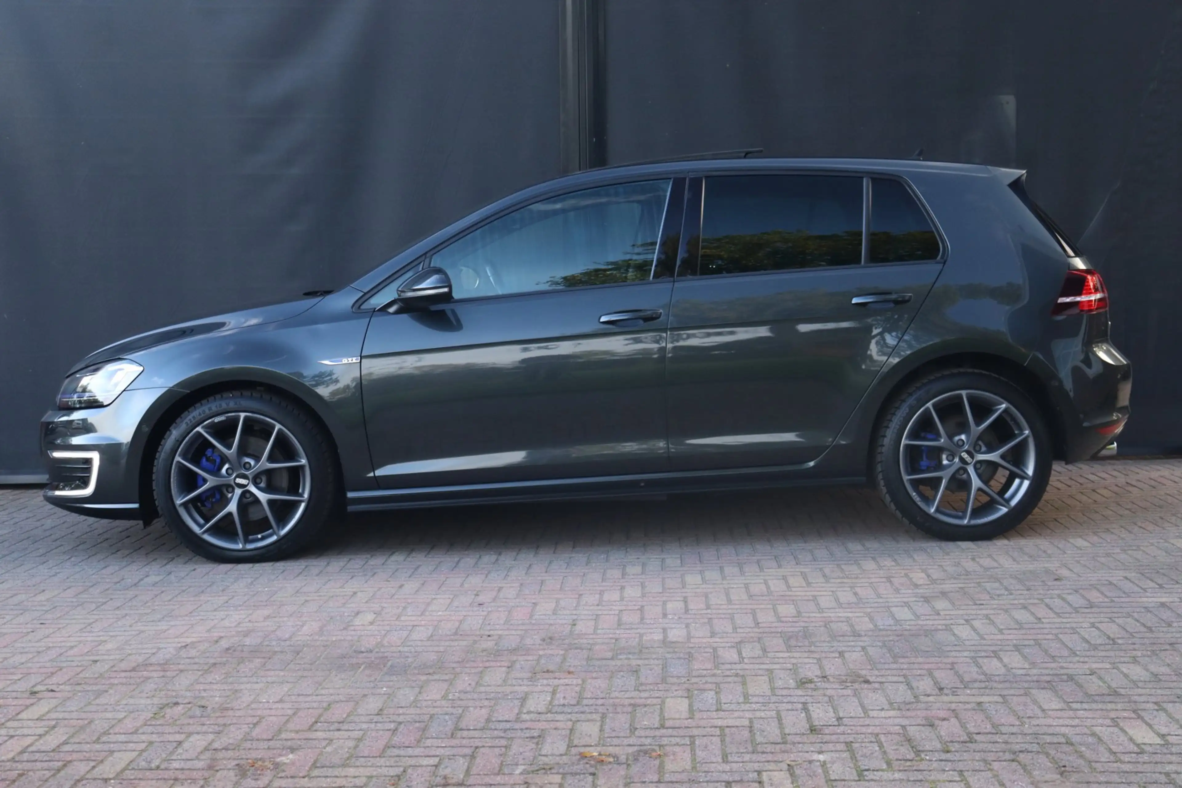 Volkswagen Golf GTE 1.4 TSI — photo 5