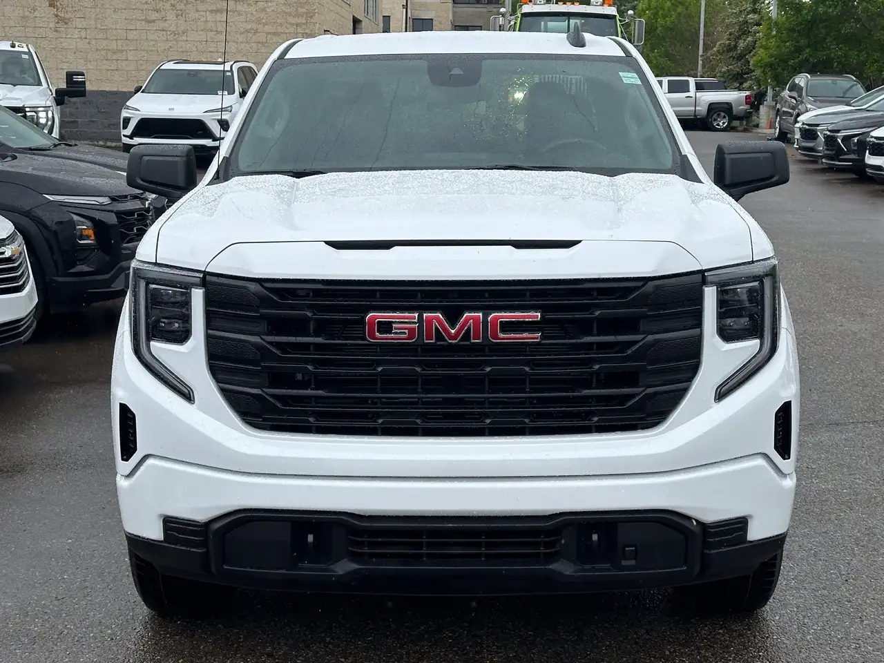GMC Sierra 1500 снимка GMC Sierra 1500