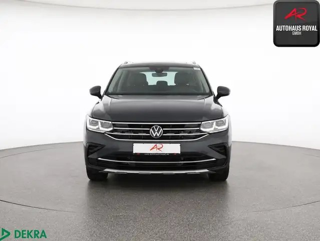 Volkswagen Tiguan view 8