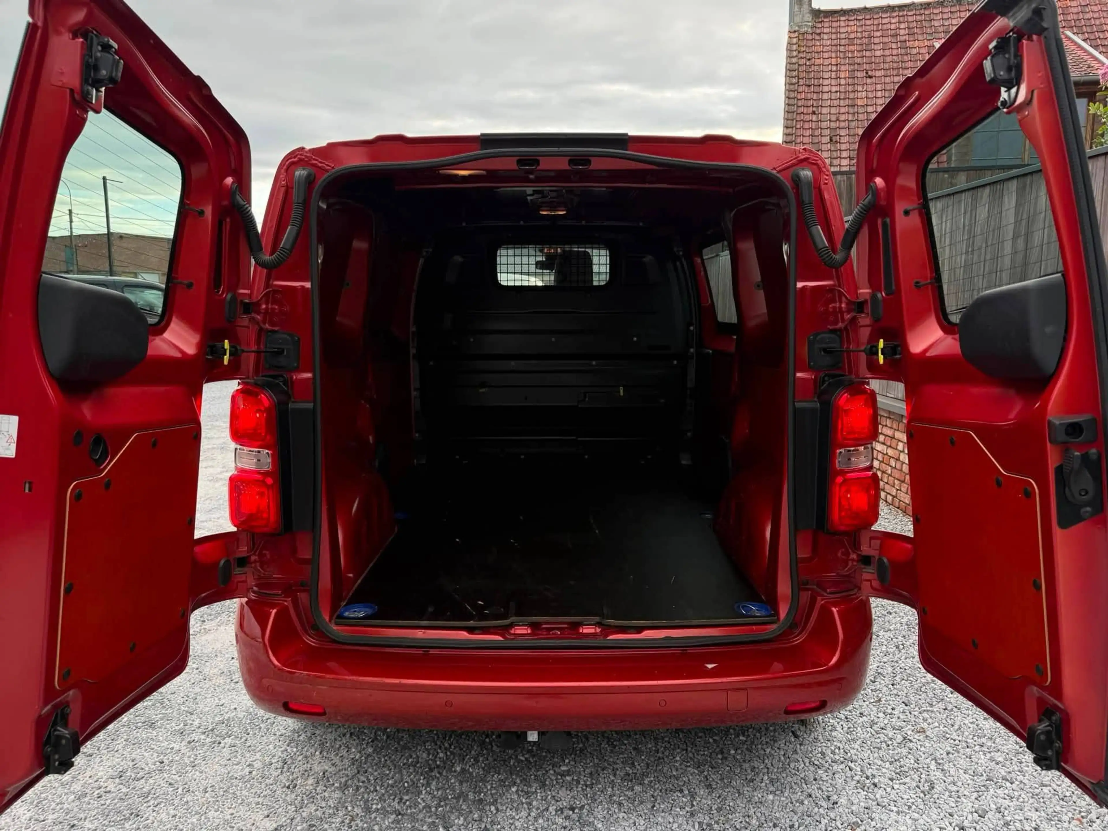 Peugeot Expert /2.0hdi/EAT8/89000km/trekhaak/camera/carplay/airco — photo 12