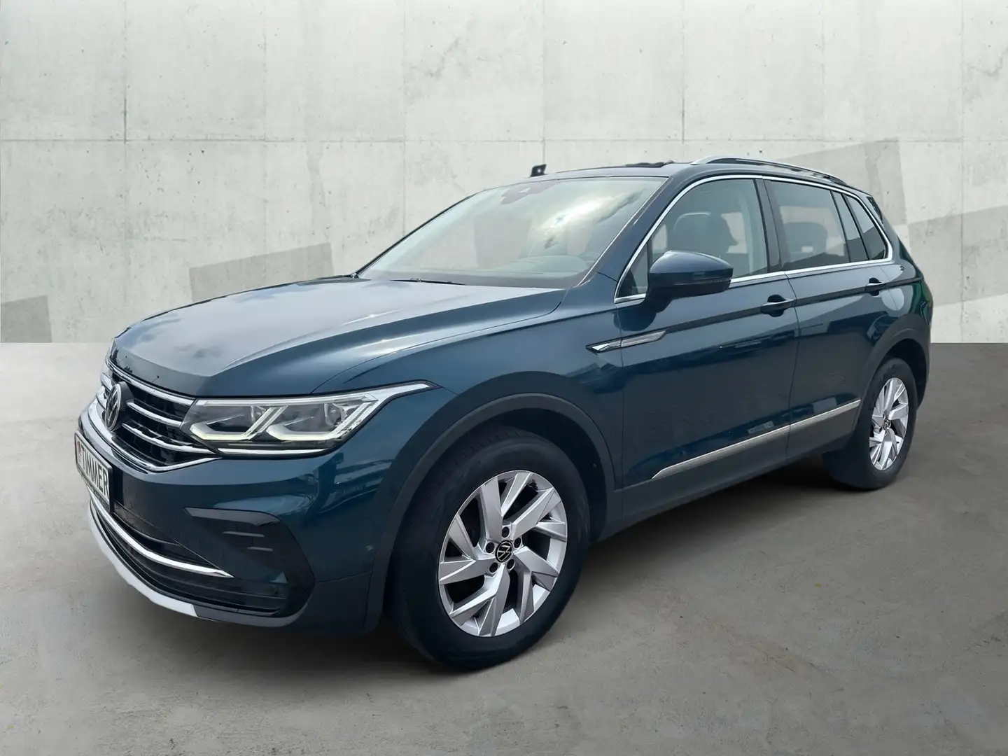 Volkswagen Tiguan 2.0 TDI DSG 4x4 ELEGANCE *IQ.LIGHT *PANO *LEDER * Blauw - 2