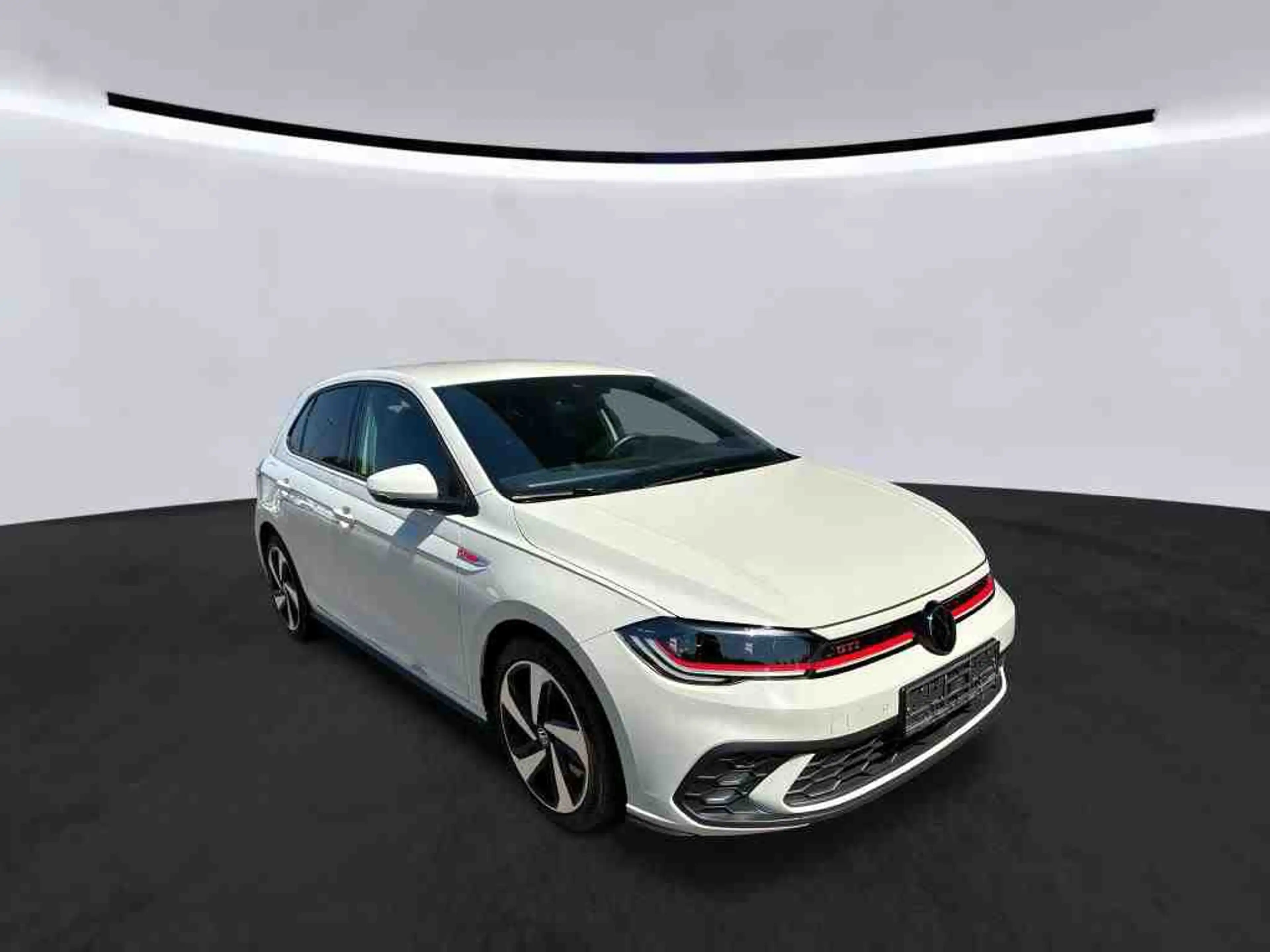 Volkswagen Polo GTI 2.0 TSI DSG ACC Travel Sitzh LED PDC — photo 3
