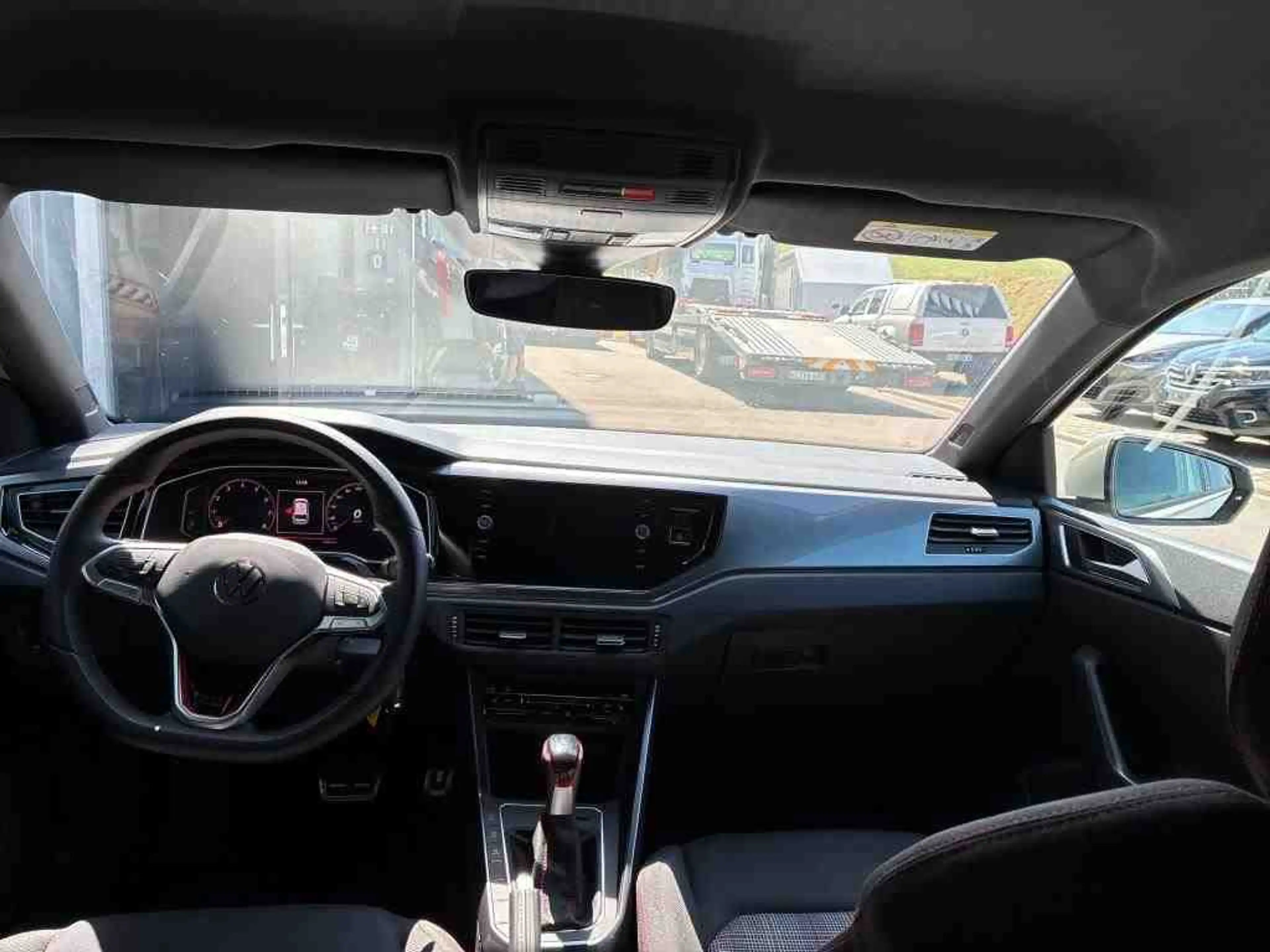 Volkswagen Polo GTI 2.0 TSI DSG ACC Travel Sitzh LED PDC — photo 6