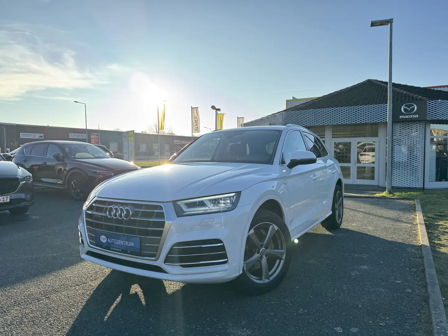 Audi Q5 45 2.0 TFSI quattro AT sport S-line Weiß - 1