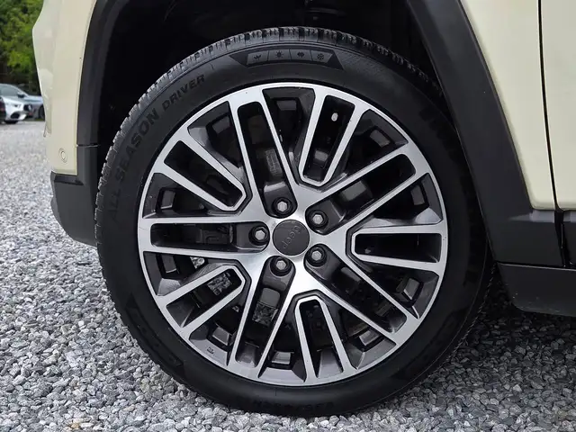 Jeep Compass view 6