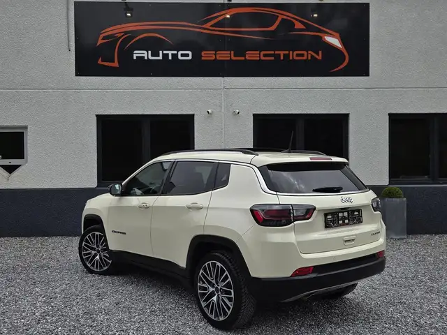 Jeep Compass view 2