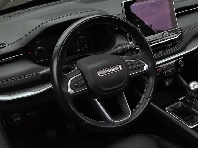 Jeep Compass view 11