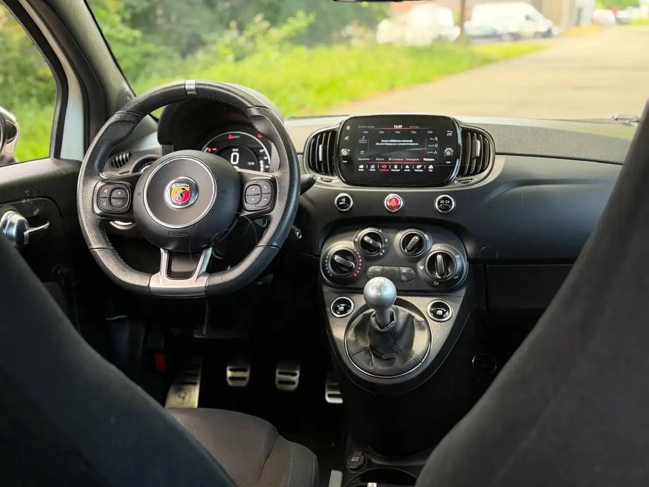 Abarth 595 2022 — фото 11