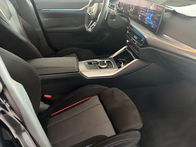BMW 4 Series view 21