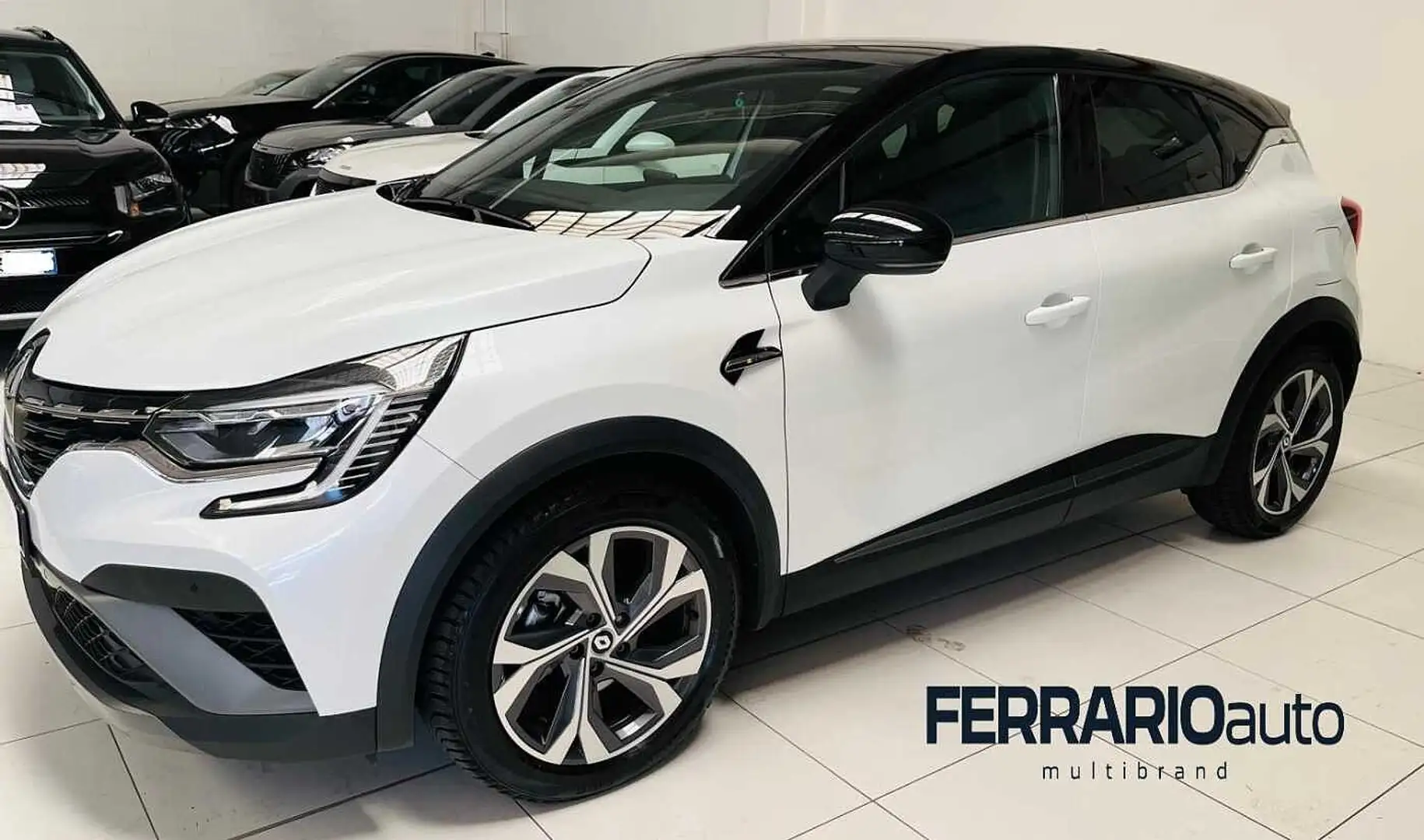 Renault Captur 2ª serie Plug-in Hybrid E-Tech 160 CV RS Line Bianco - 1