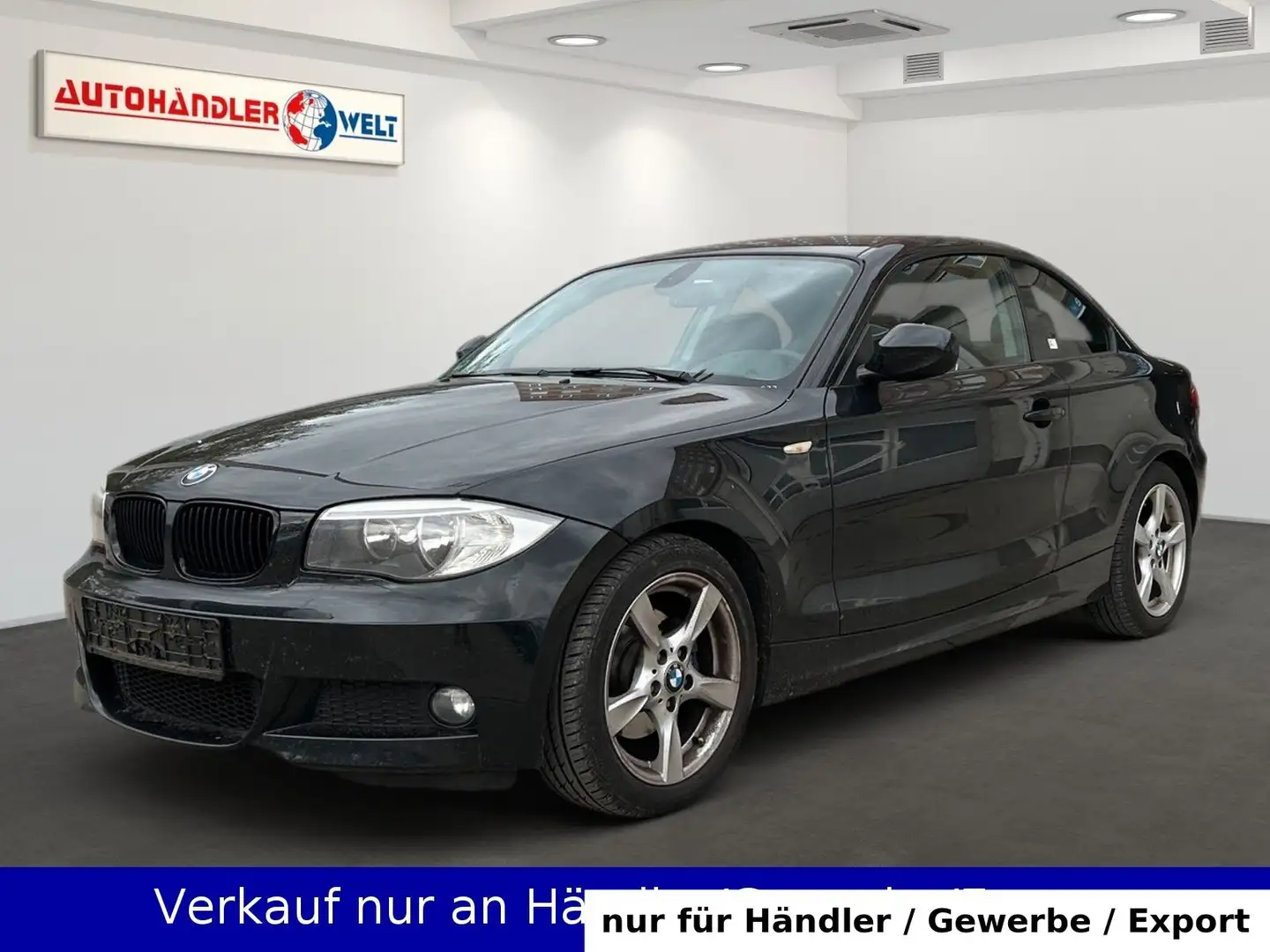 BMW 120 120i Coupe Automatik Klimaautomatik Navi PDC Schwarz - 1