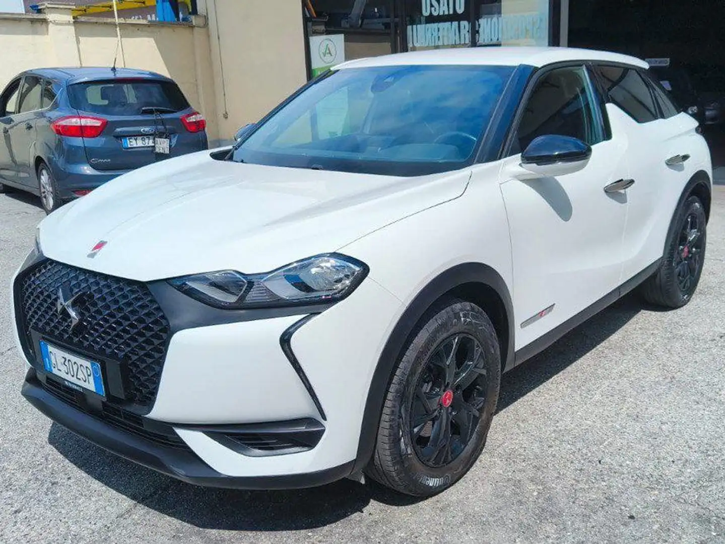 DS Automobiles DS 3 Crossback 1.5 bluehdi Performance Line 130cv Auto Bílá - 1