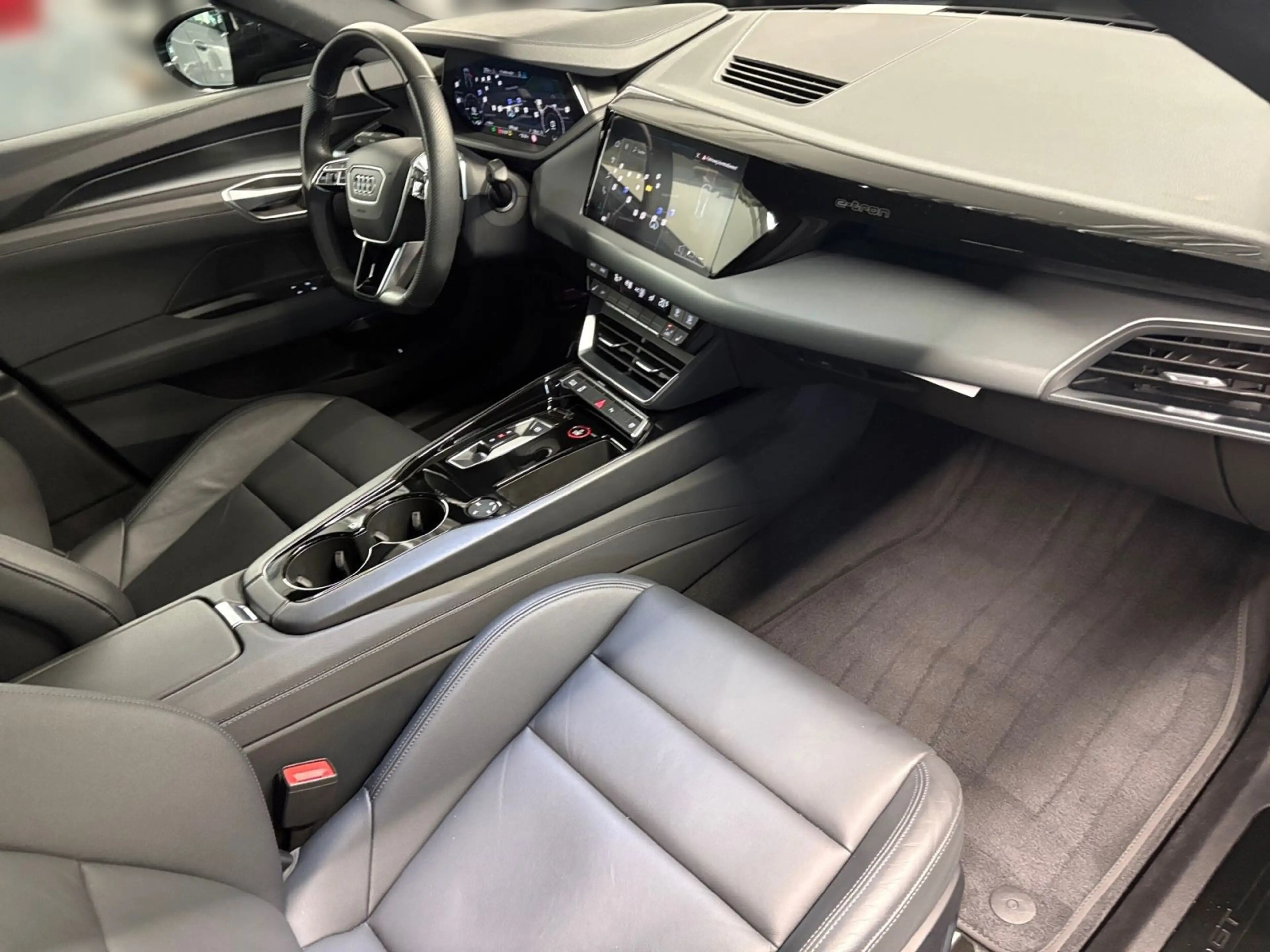 Audi e-tron GT B&O Alarmanlage DAB MatrixLED — photo 15