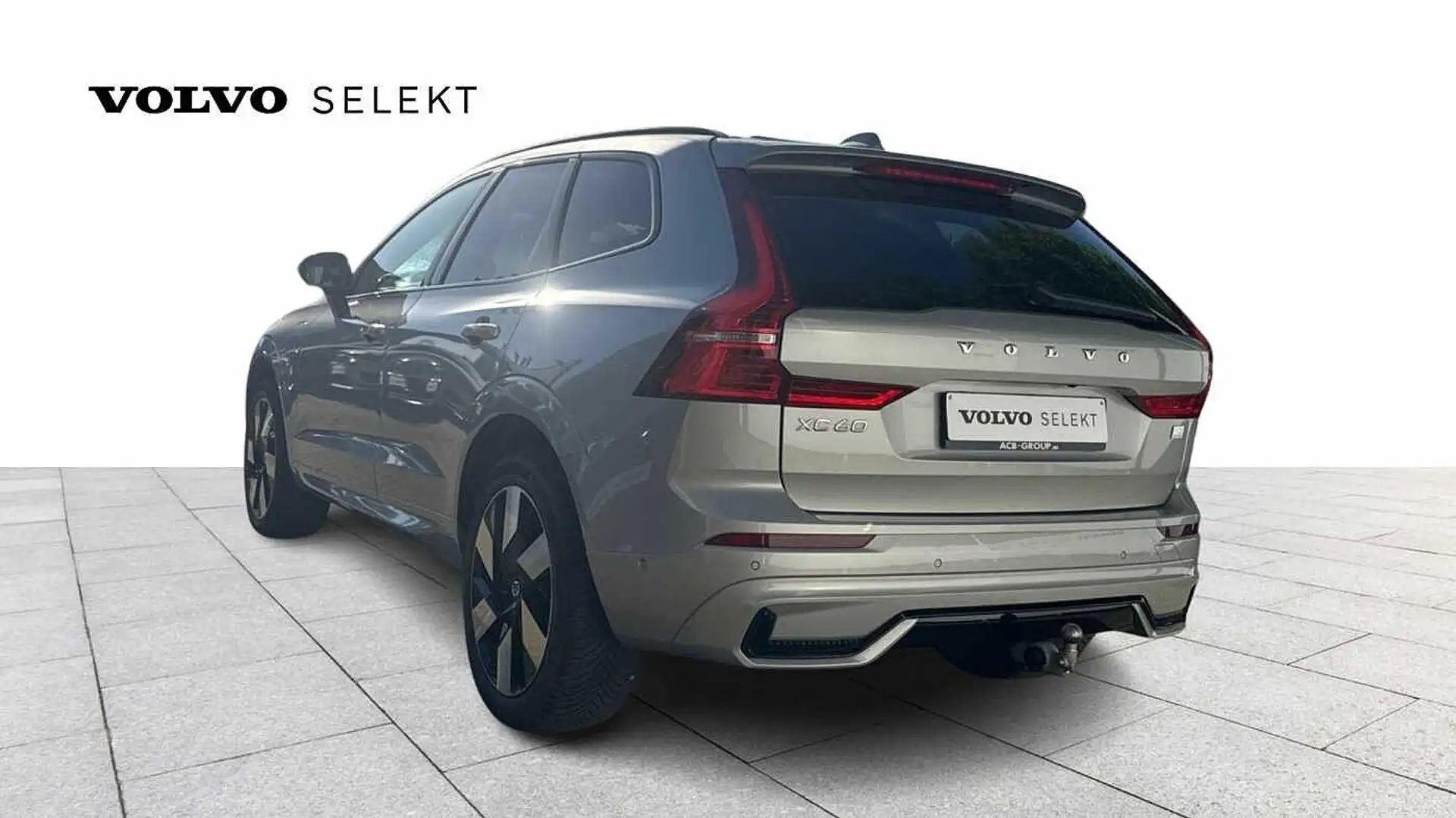 Volvo XC60 Recharge Ultimate Dark, T6 AWD Plug-in hybride Argent - 2