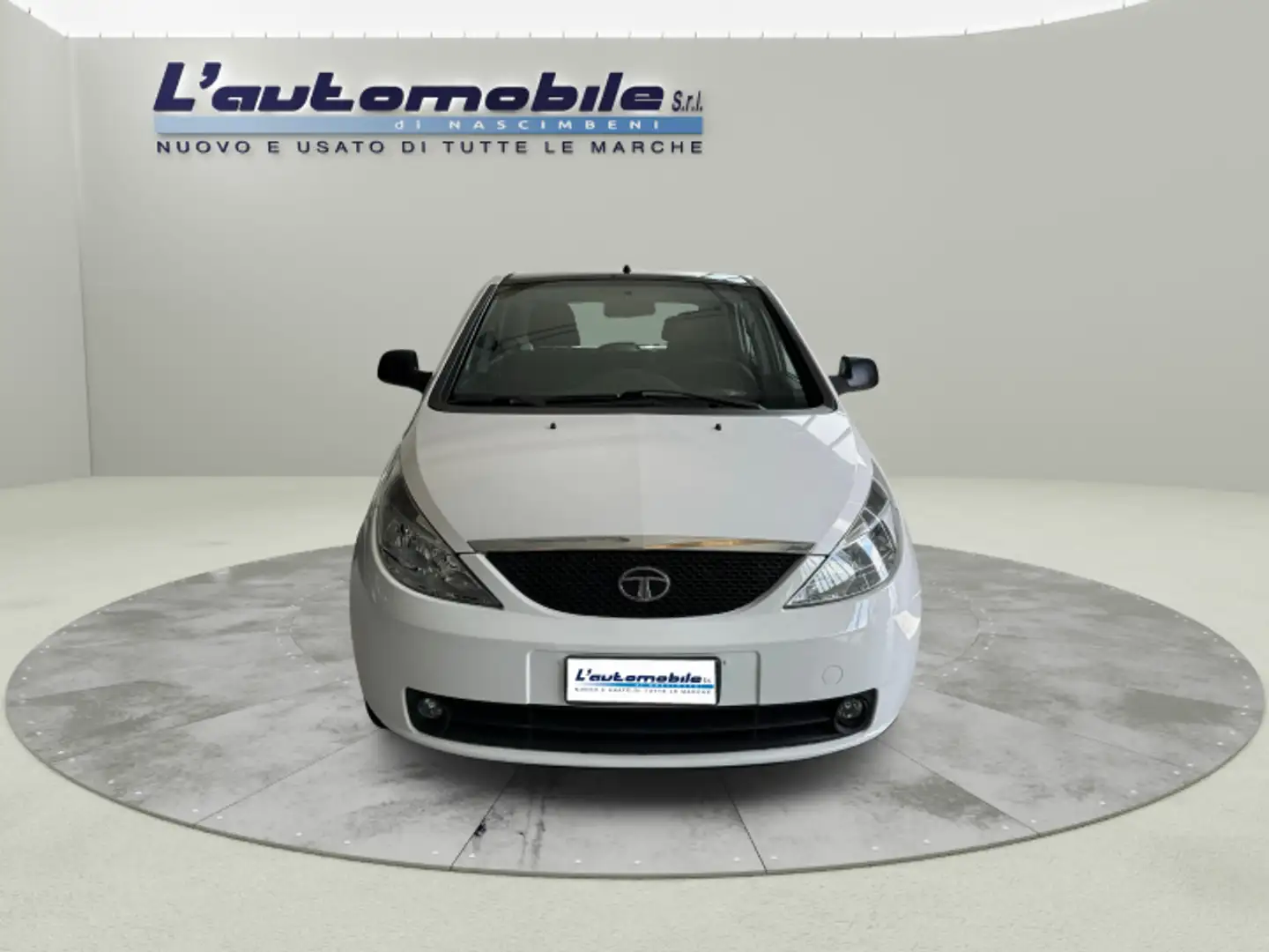 Tata Indica 1.4 Safire Blanc - 2