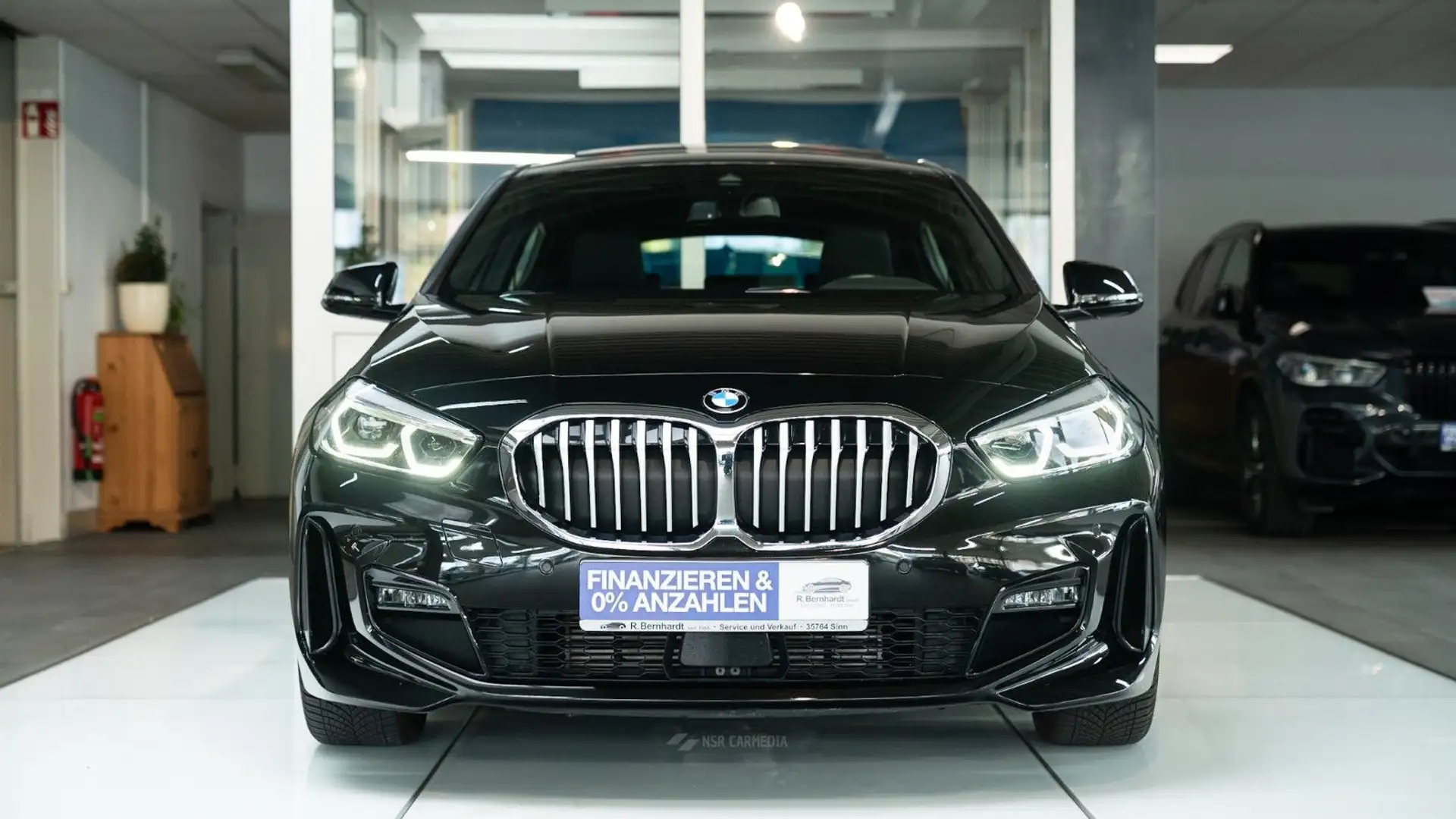 BMW 120 d M Sport PanoDach LED LCockpitProf Negro - 2