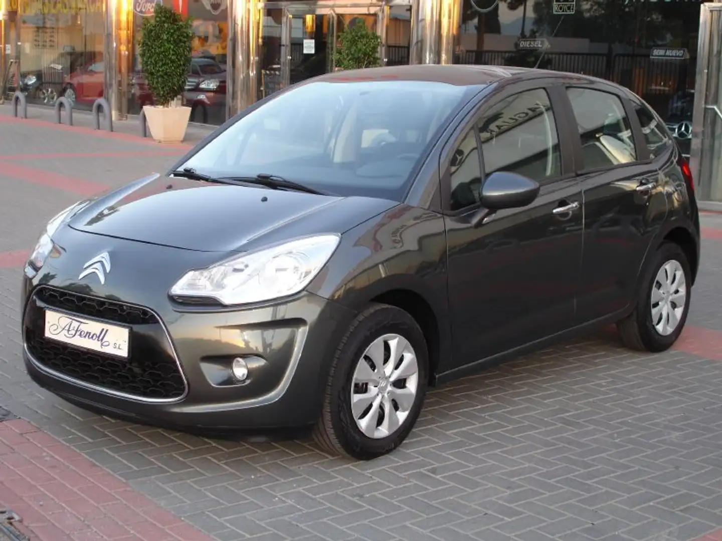 Citroen C3 1.4HDi Seduction 70 Gris - 2