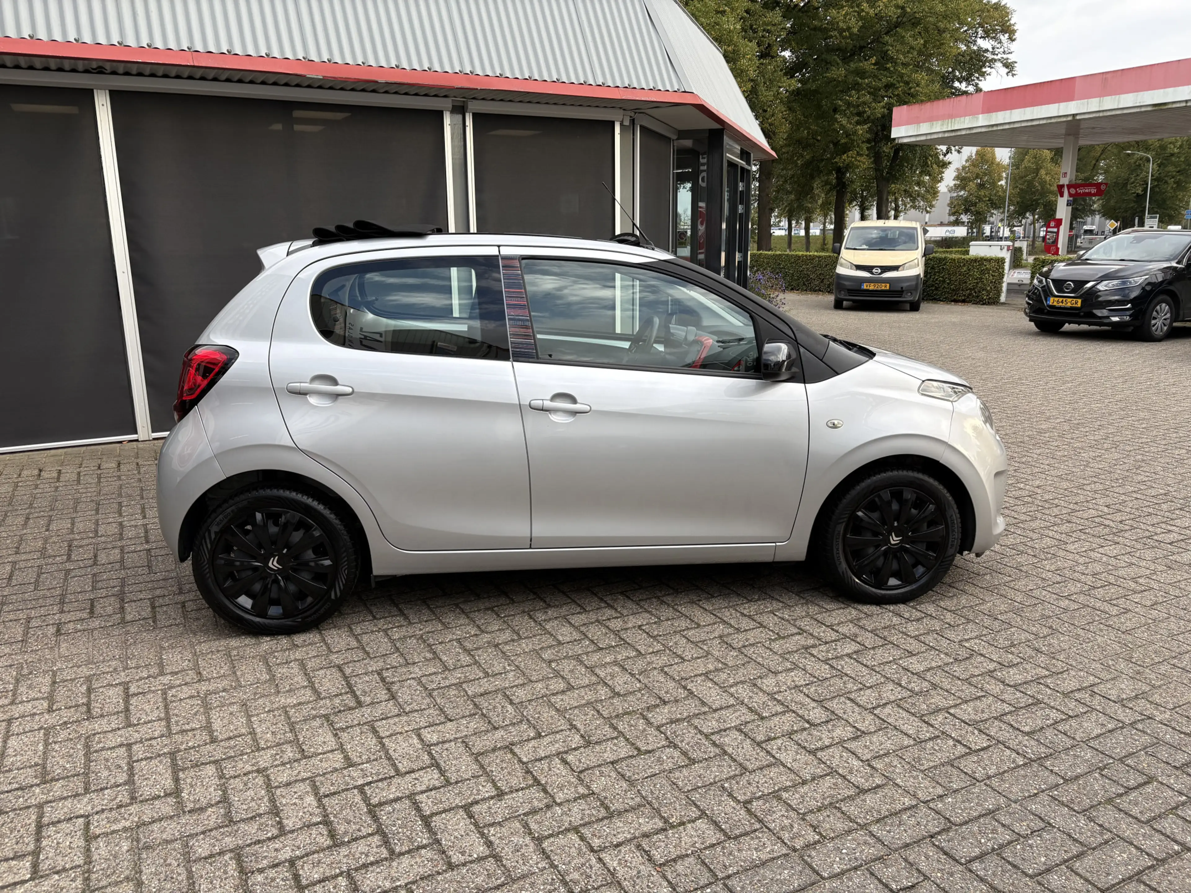 Citroen C1 1.2 PureTech Airscape Shine — photo 2