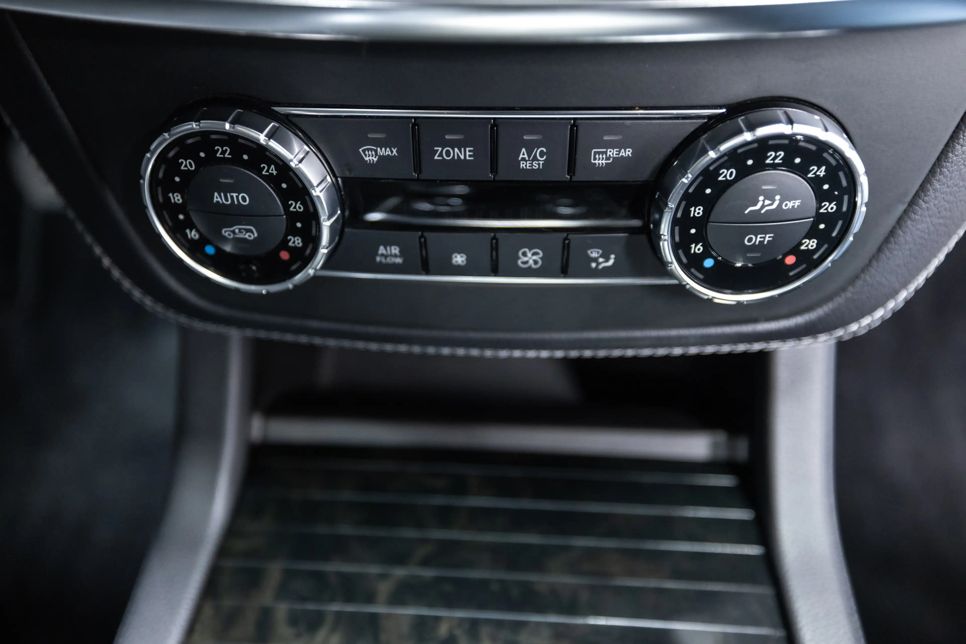 Mercedes-Benz GL 500 4-Matic — photo 44