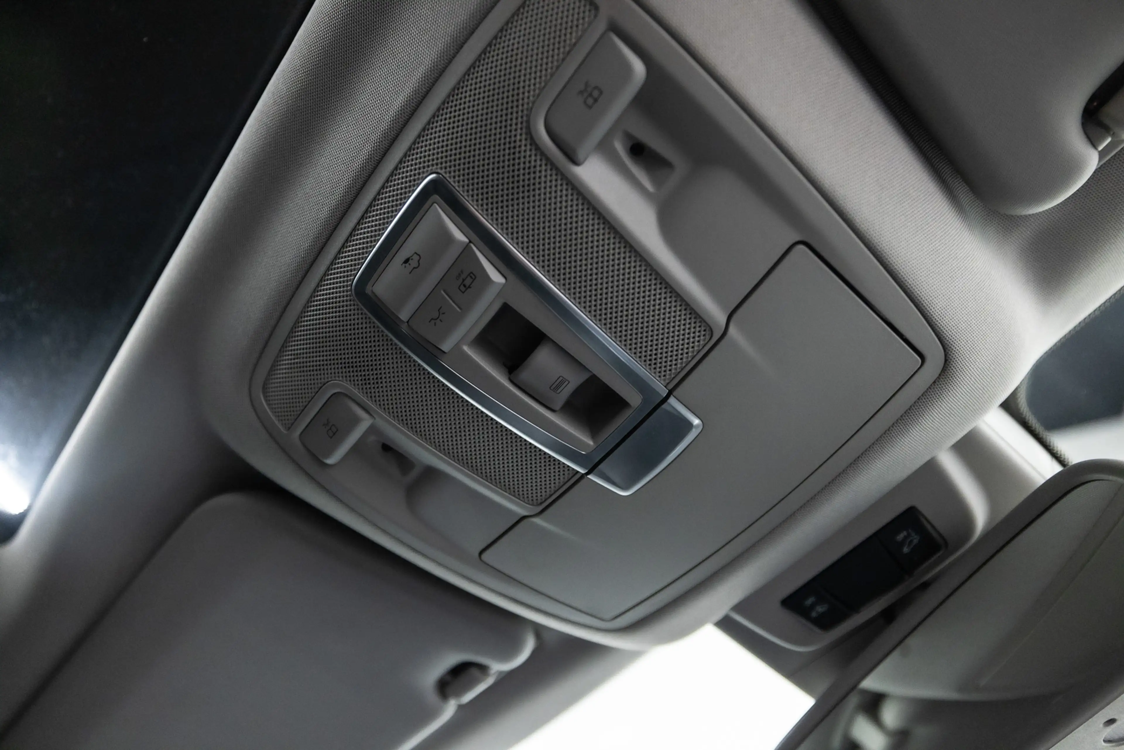 Mercedes-Benz GL 500 4-Matic — photo 36