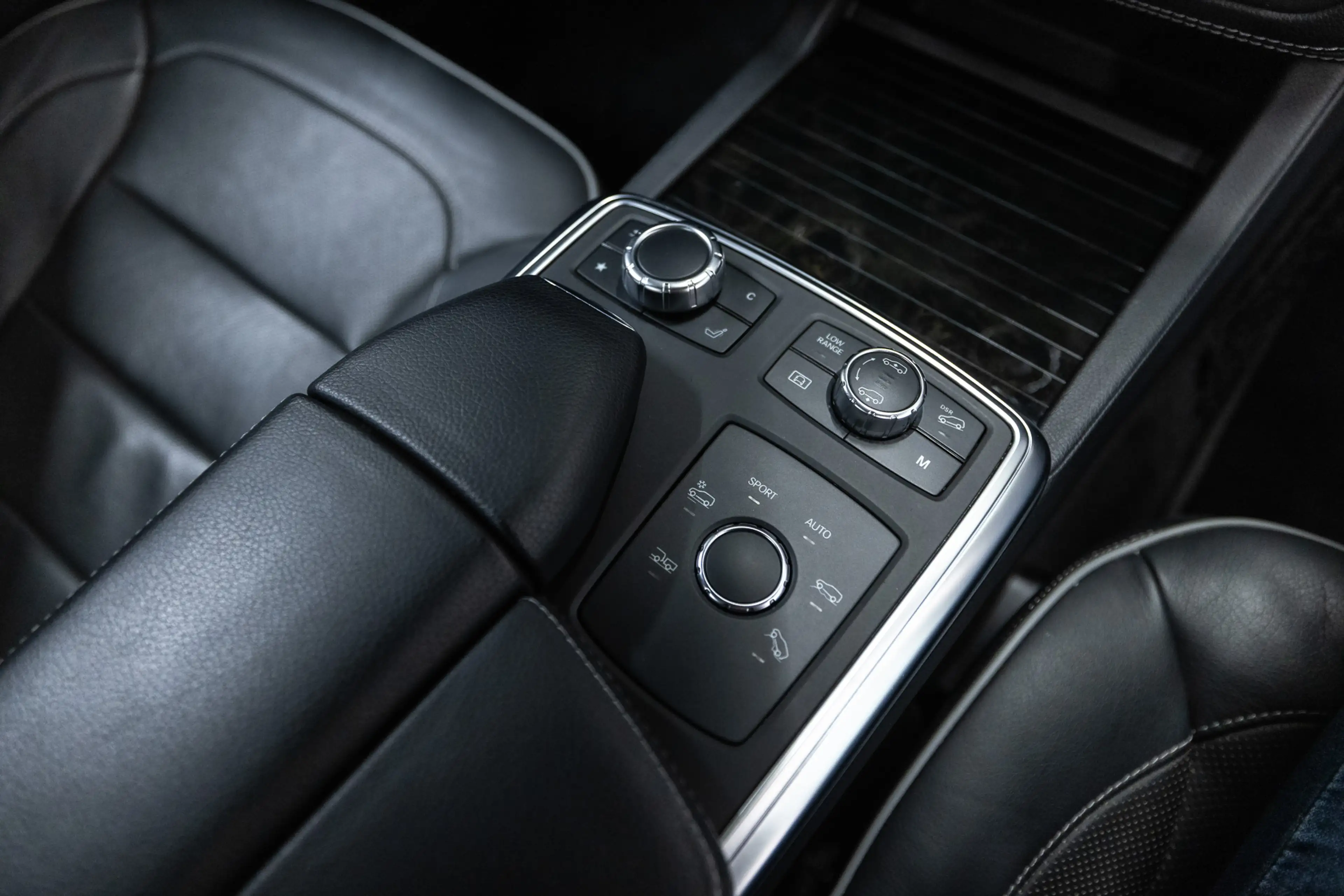 Mercedes-Benz GL 500 4-Matic — photo 24