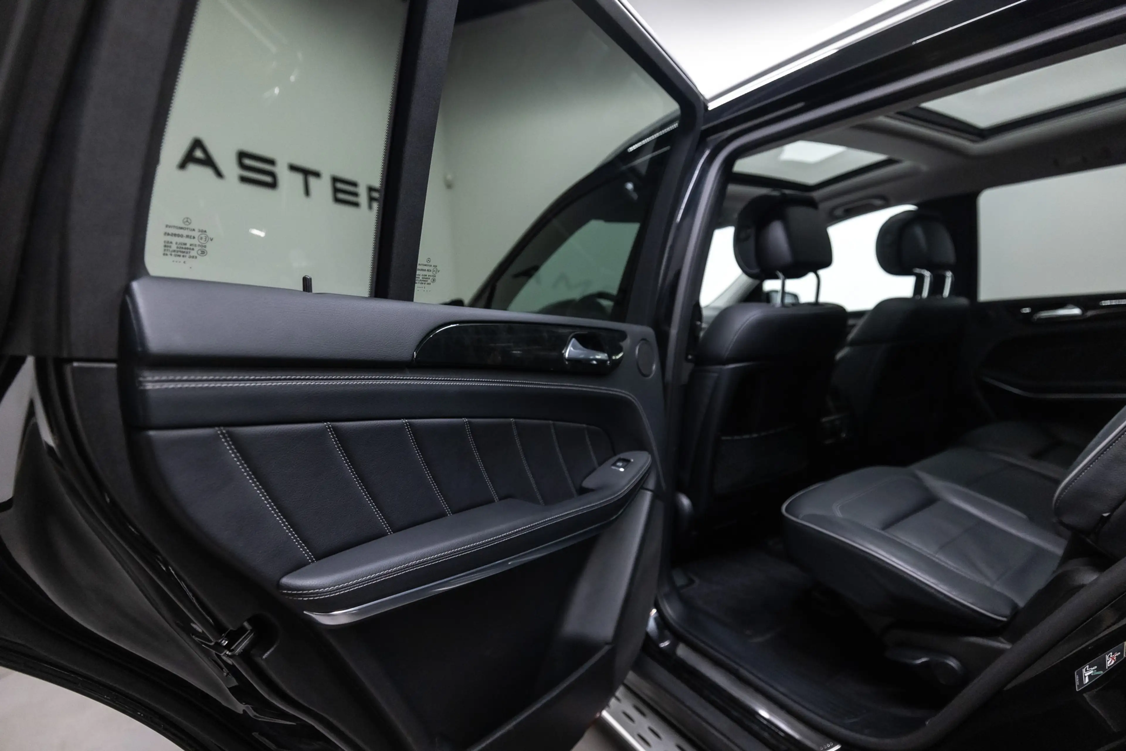 Mercedes-Benz GL 500 4-Matic — photo 48