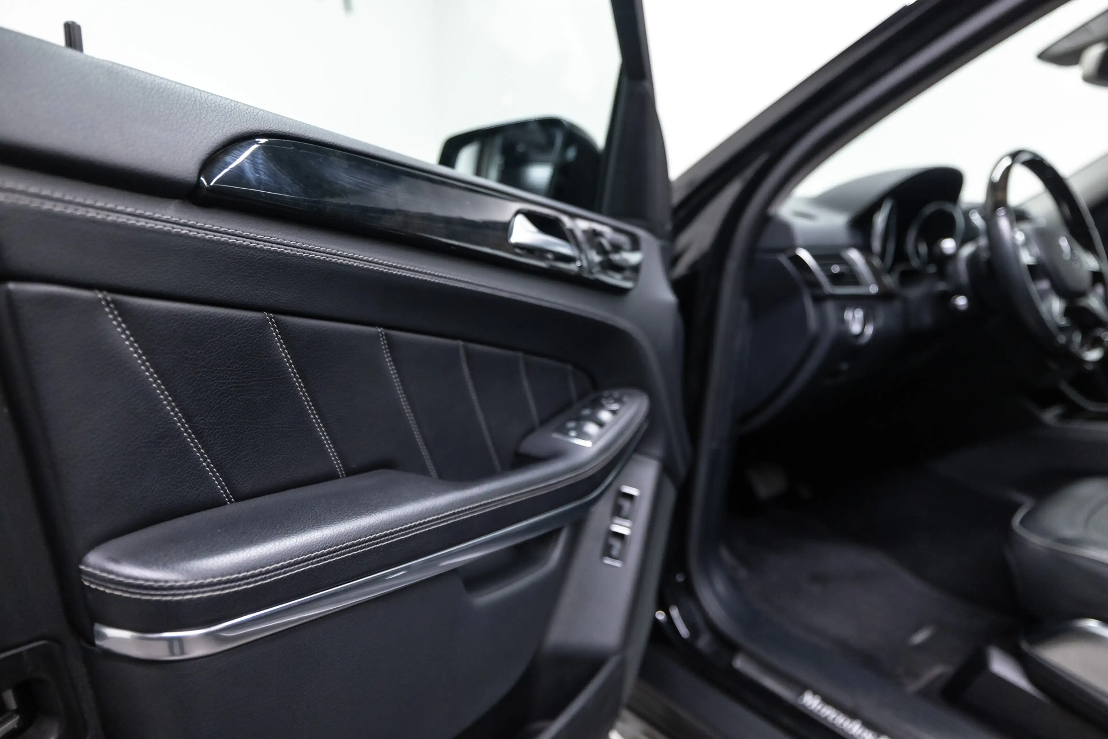 Mercedes-Benz GL 500 4-Matic — photo 50