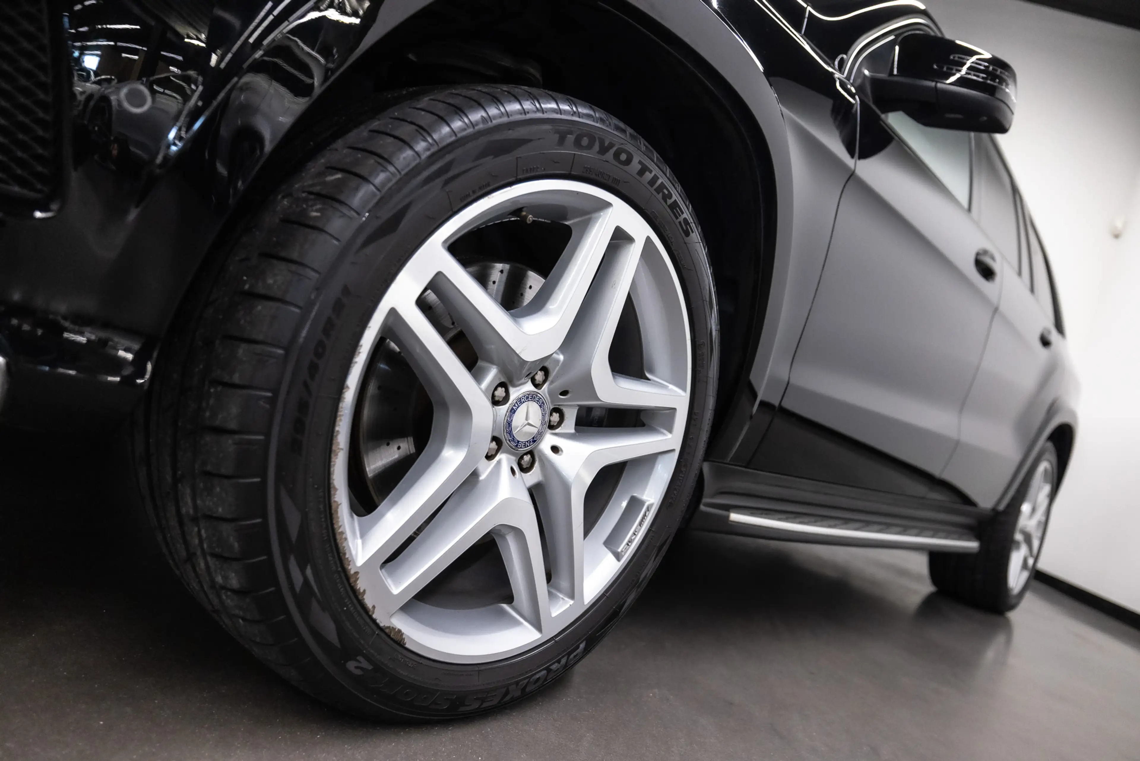 Mercedes-Benz GL 500 4-Matic — photo 9