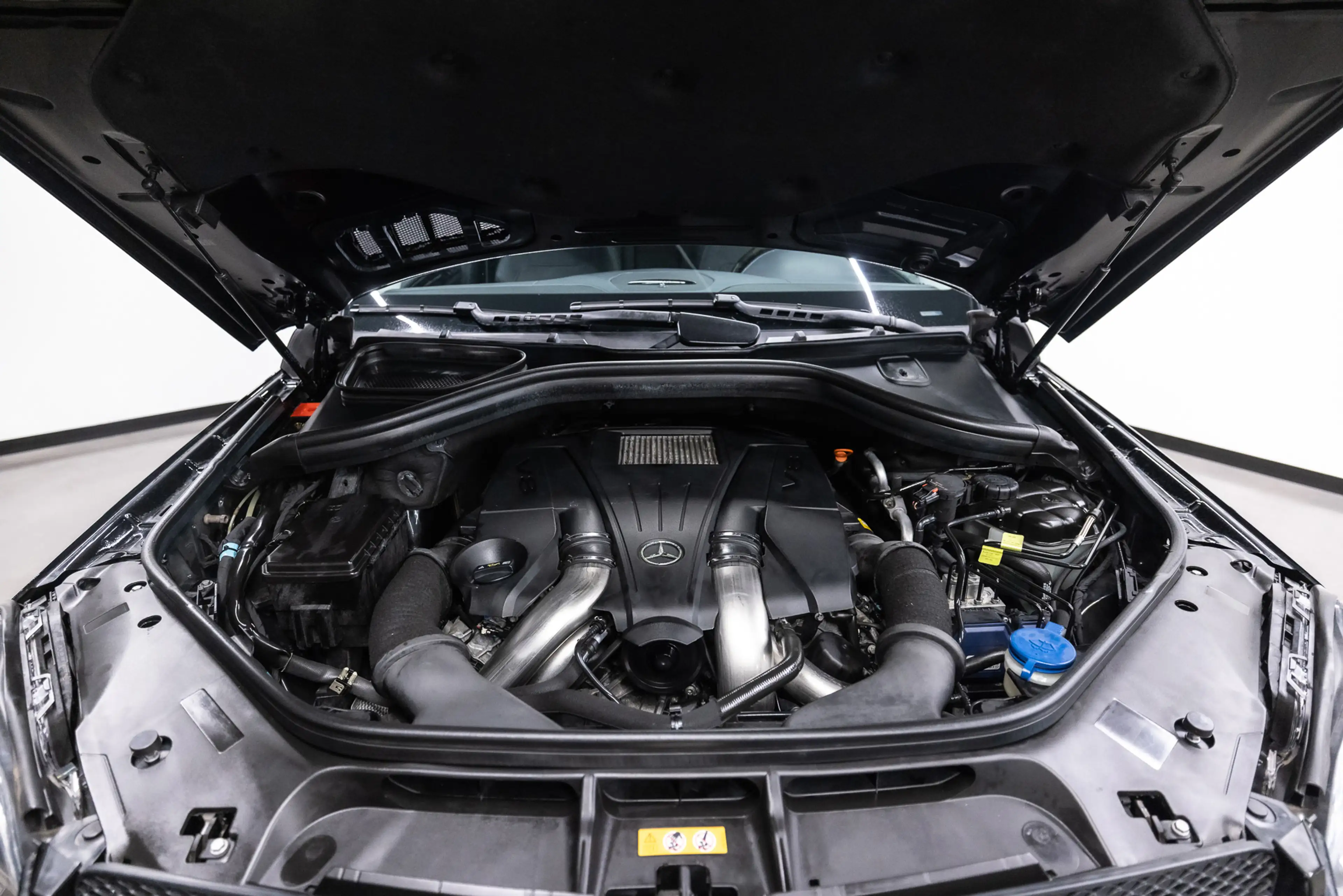 Mercedes-Benz GL 500 4-Matic — photo 18