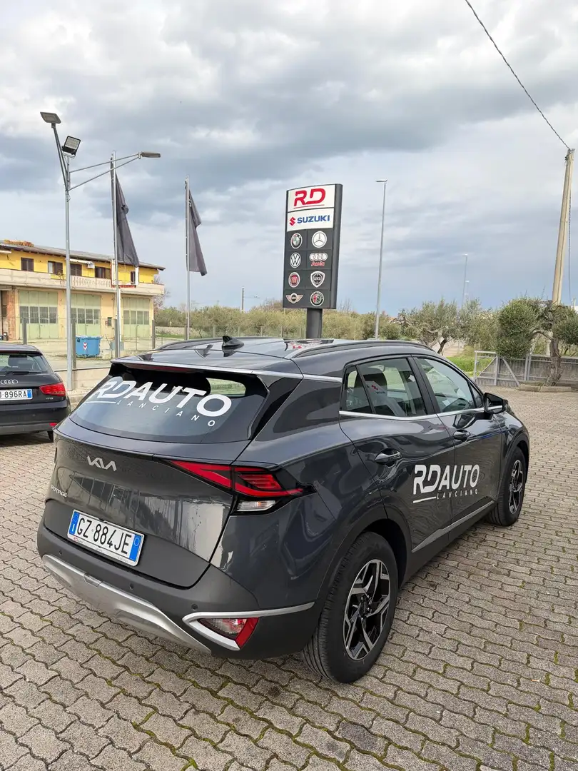 Kia Sportage Sportage V 2022 1.6 crdi mhev Business mt Grau - 2