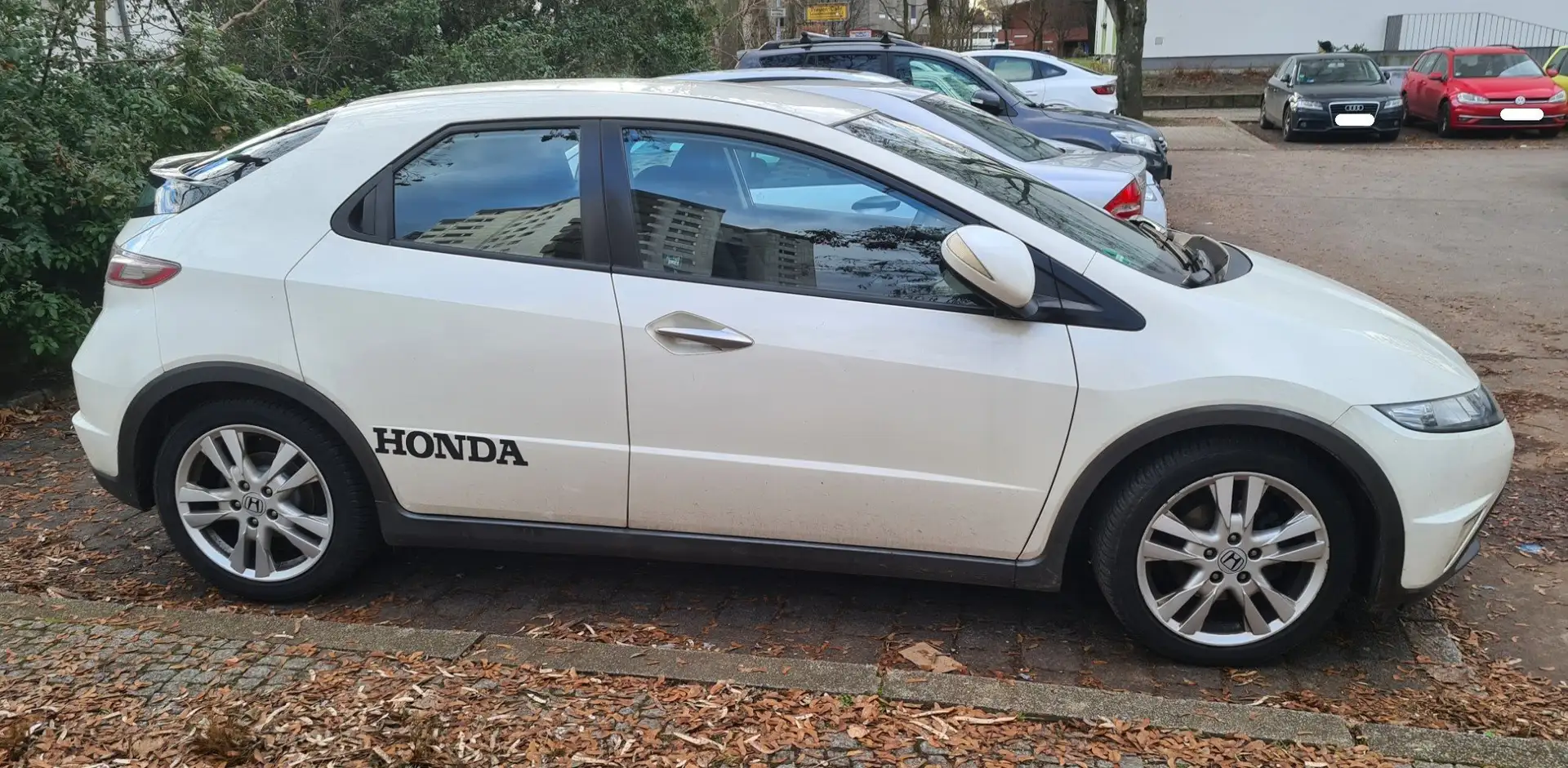 Honda Civic Civic 1.8i-VTEC Automatik Executive Alb - 1