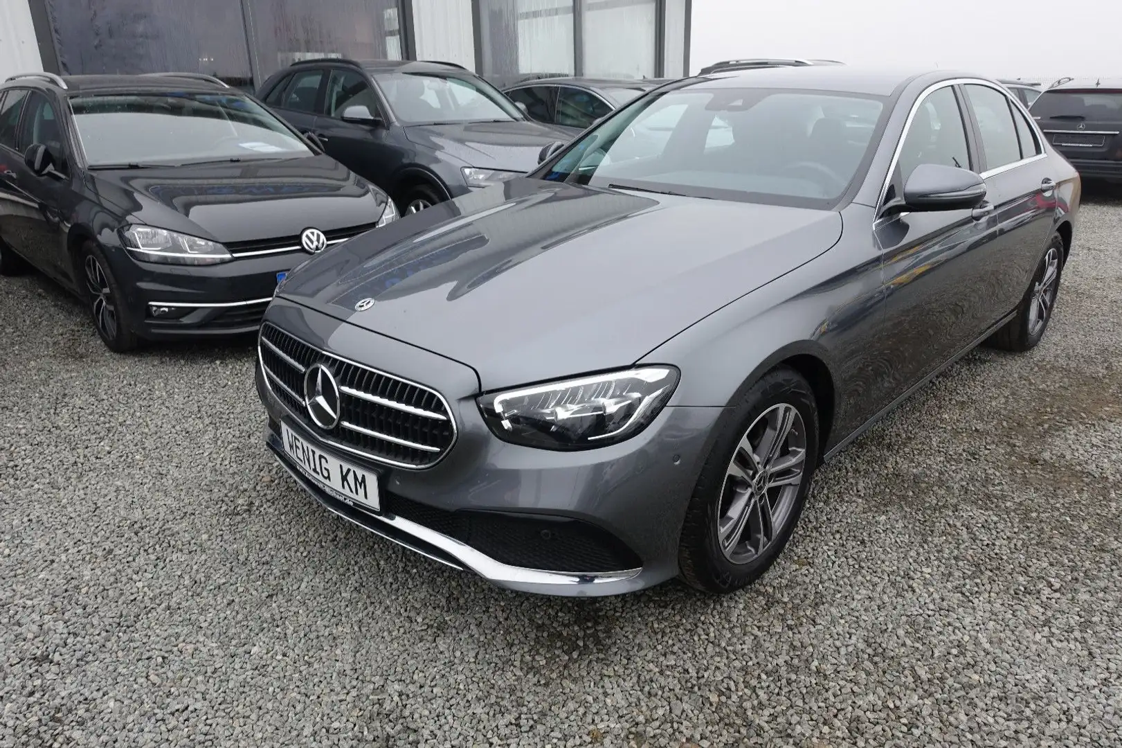 Mercedes-Benz E 200 Aut.LED NAV APP DAB KAM T-Leder SITZH 17' Grau - 2