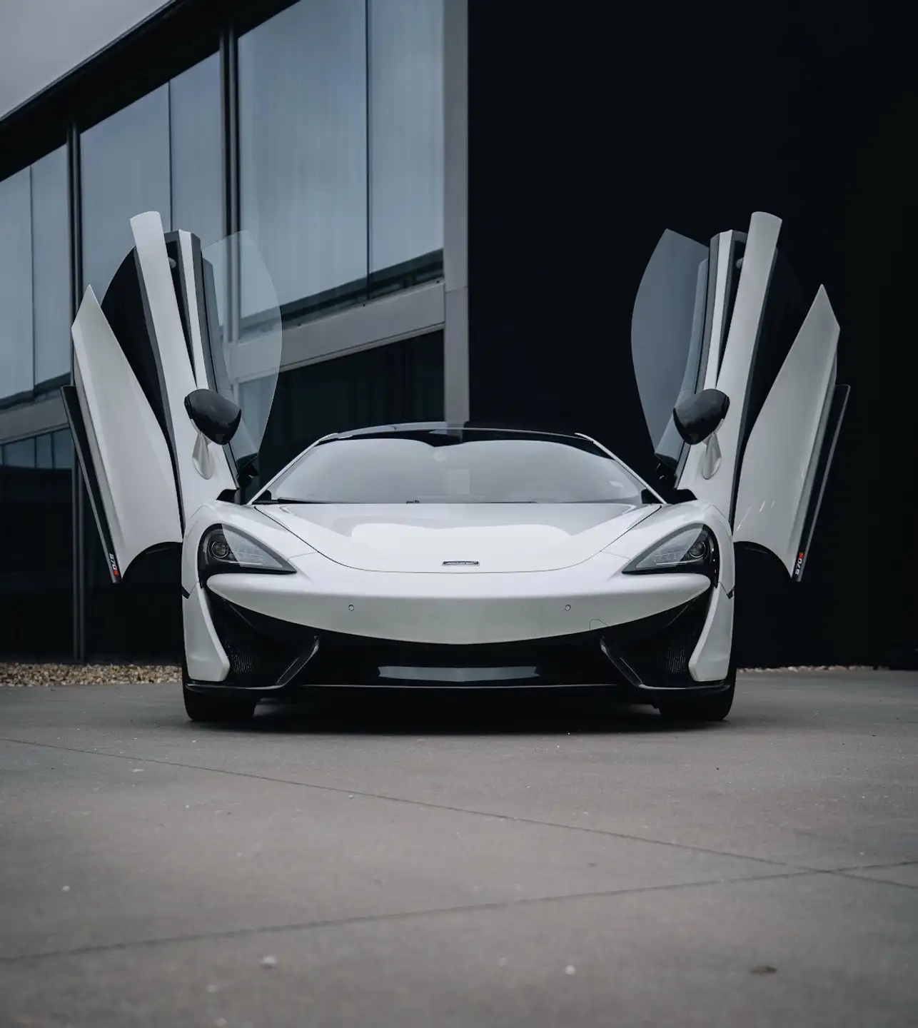 McLaren 570 Sport Coupe 2017 화이트 사진 4
