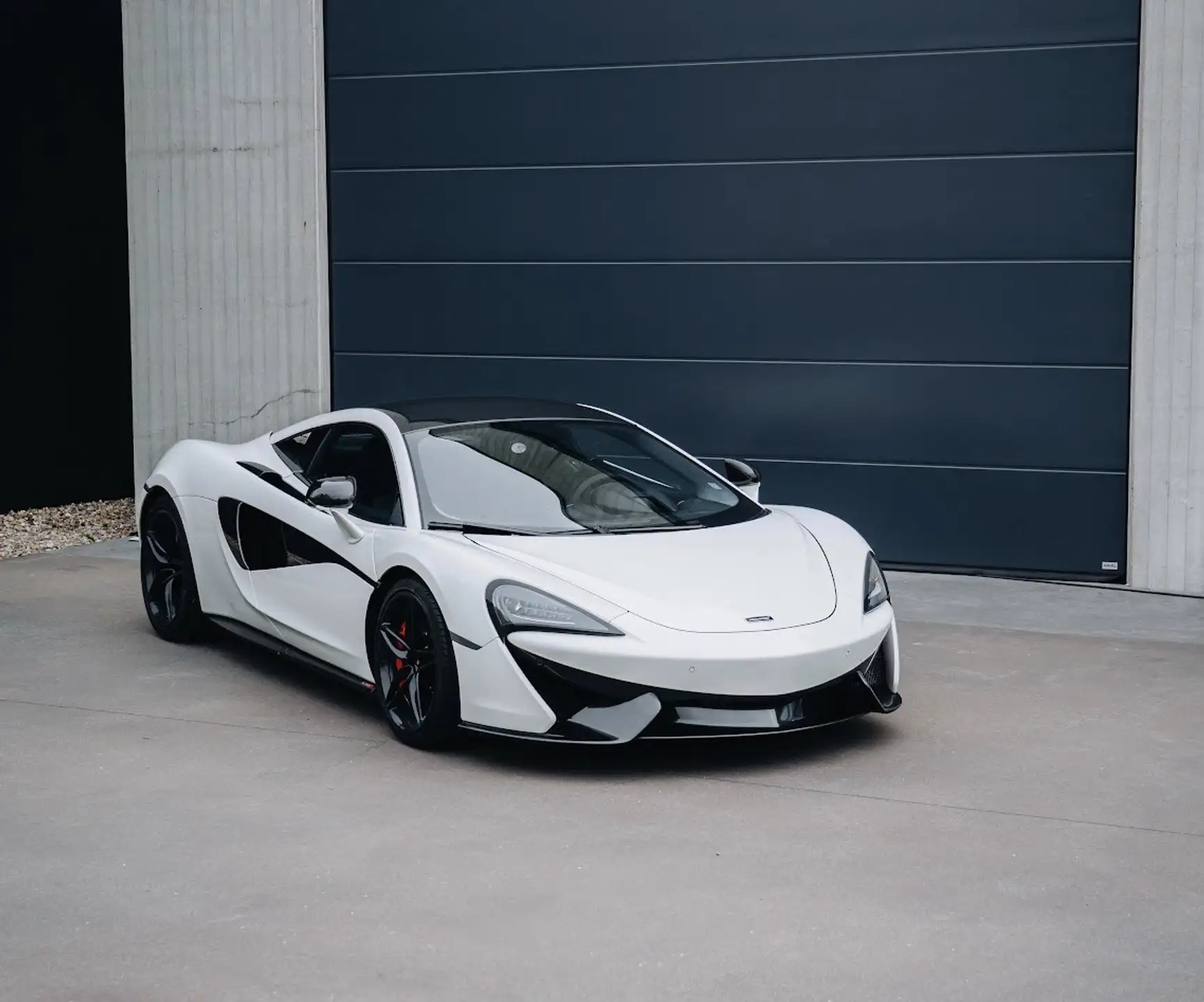 McLaren 570 Sport Coupe 2017 화이트 사진 1