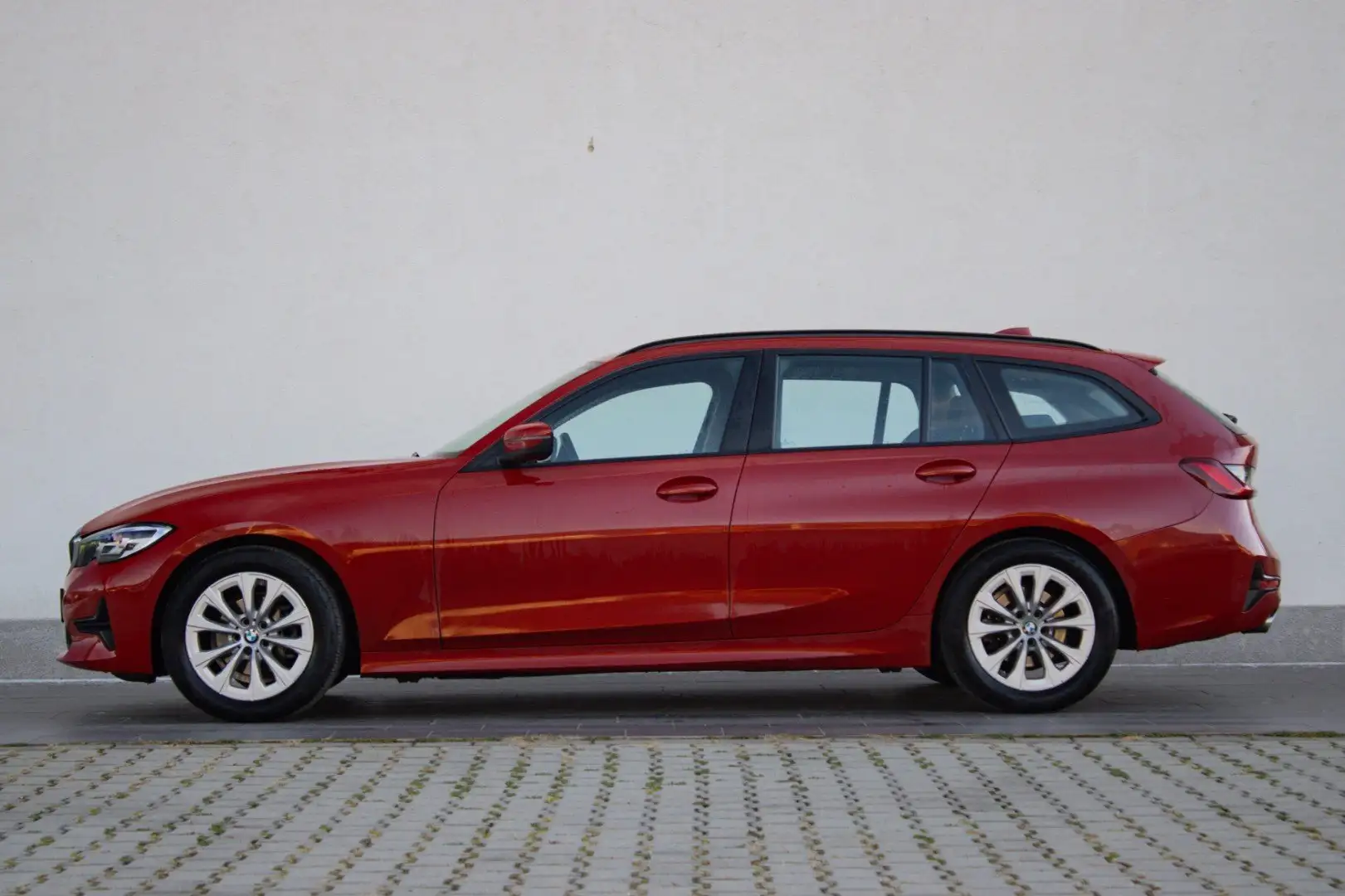 BMW 318 318d Touring Rot - 2